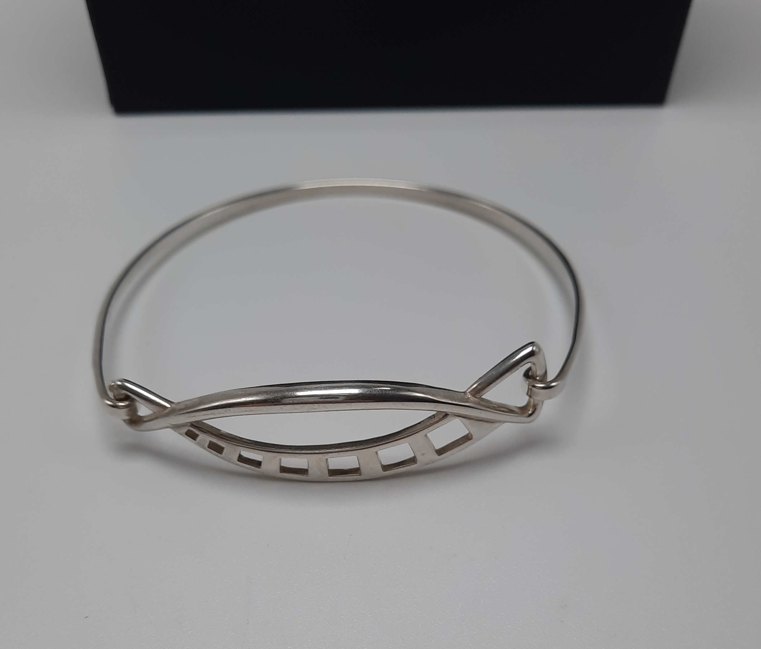 Sterling Silver Carrick Modern Design Bangle - Boxed