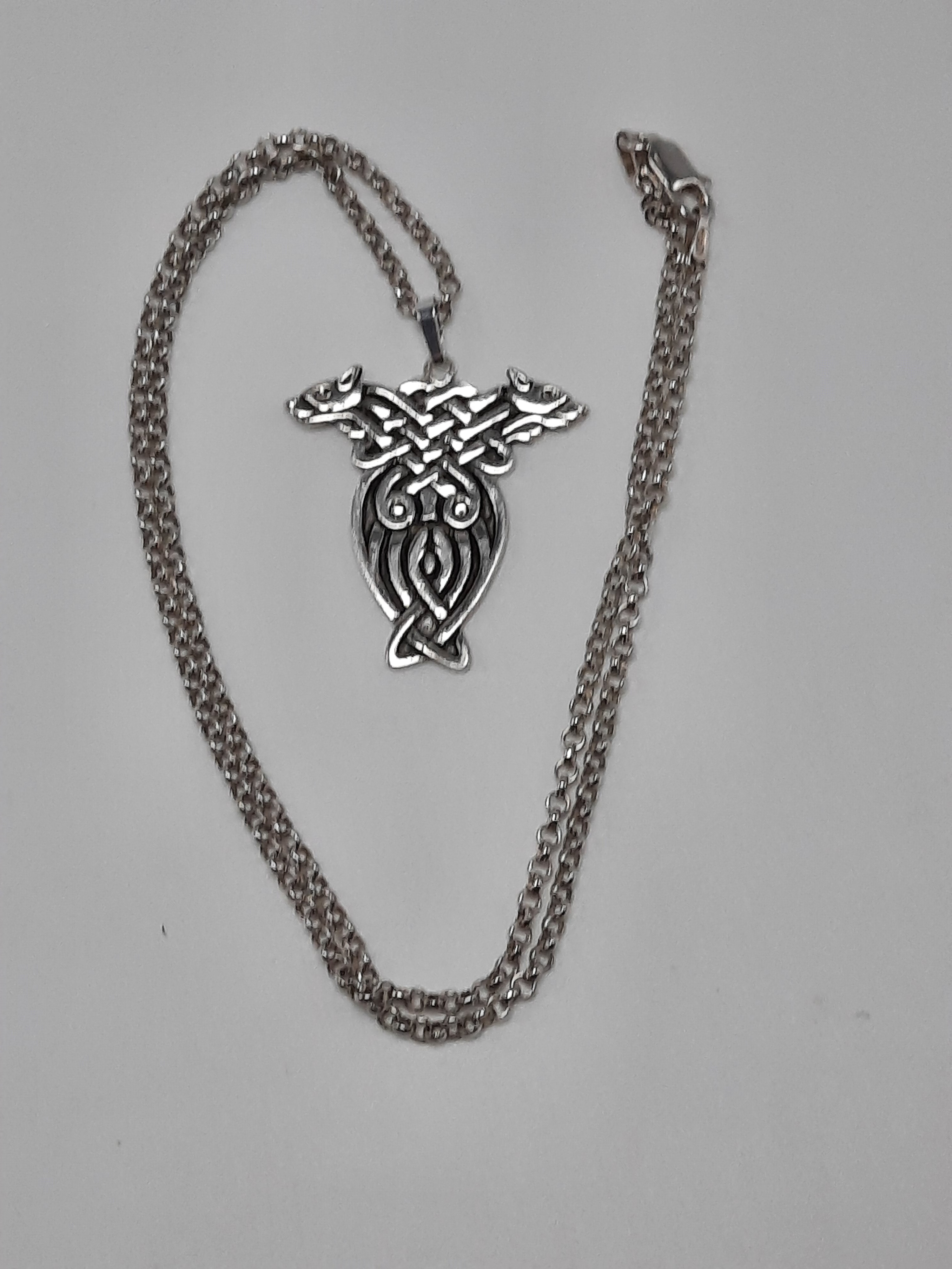 Celtic Knot Hounds Pendant in Sterling Silver with Silver Chain