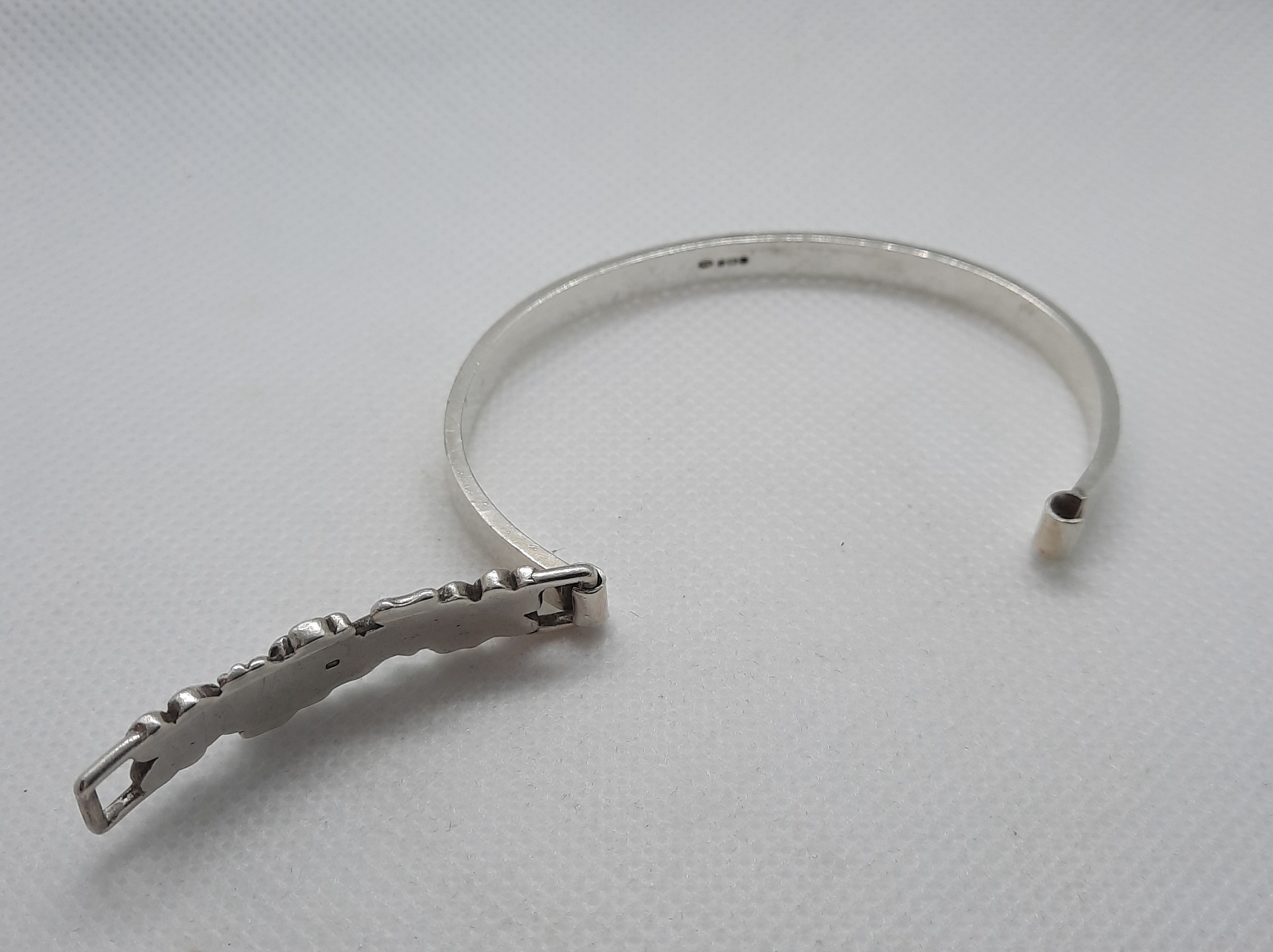 Sterling Silver Bangle with Floral Design - Sheffield 1979