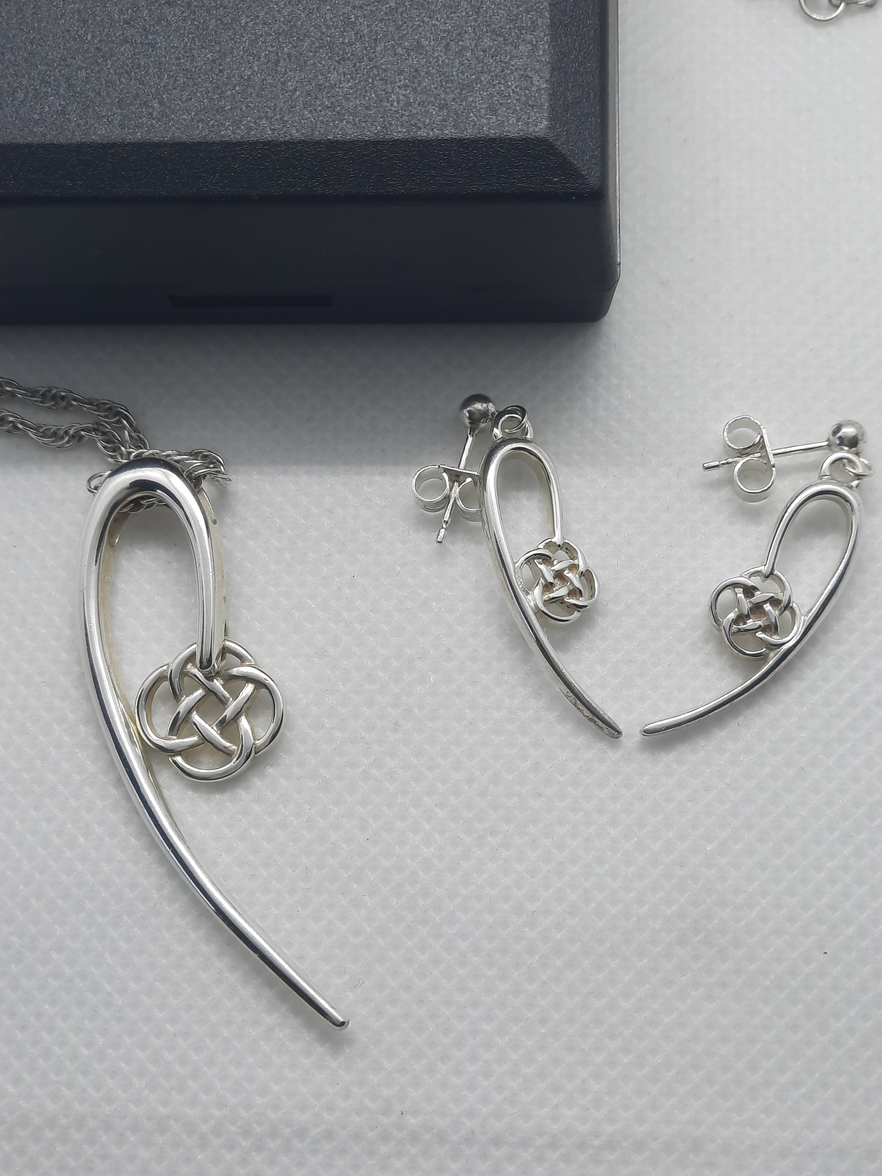 Sterling Silver Celtic Knot Long Pendant and Earring Set