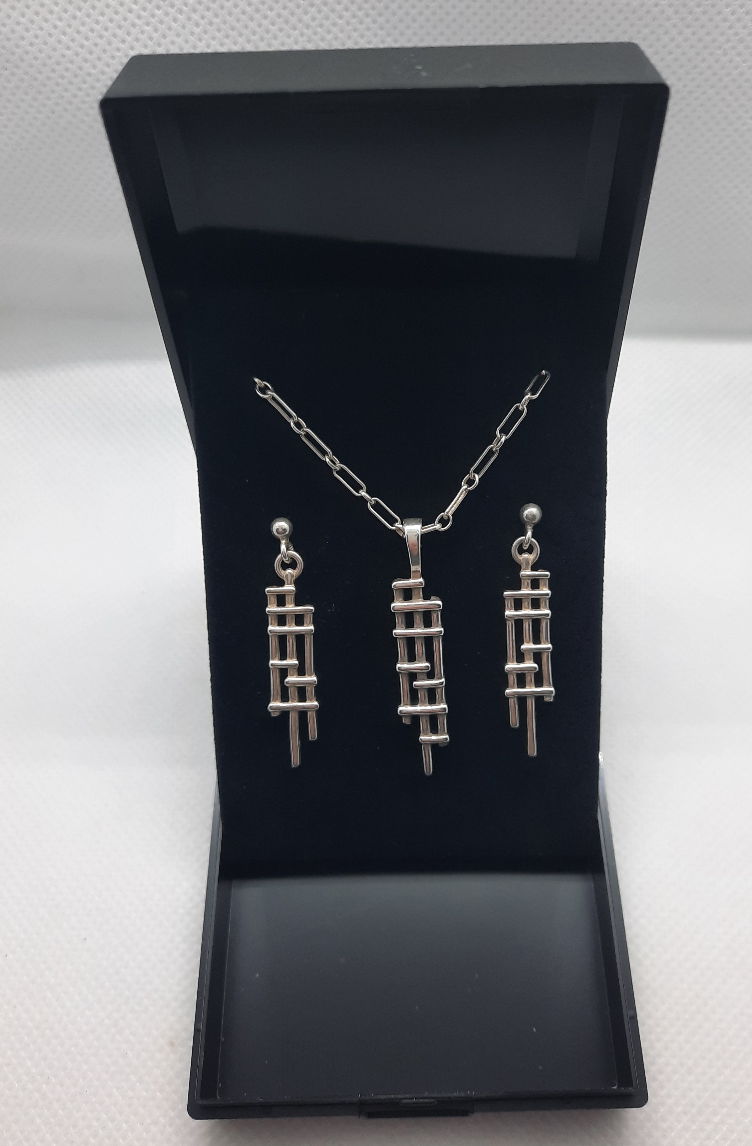 Sterling Silver Lattice Design Pendant and Earring Set by Carrick