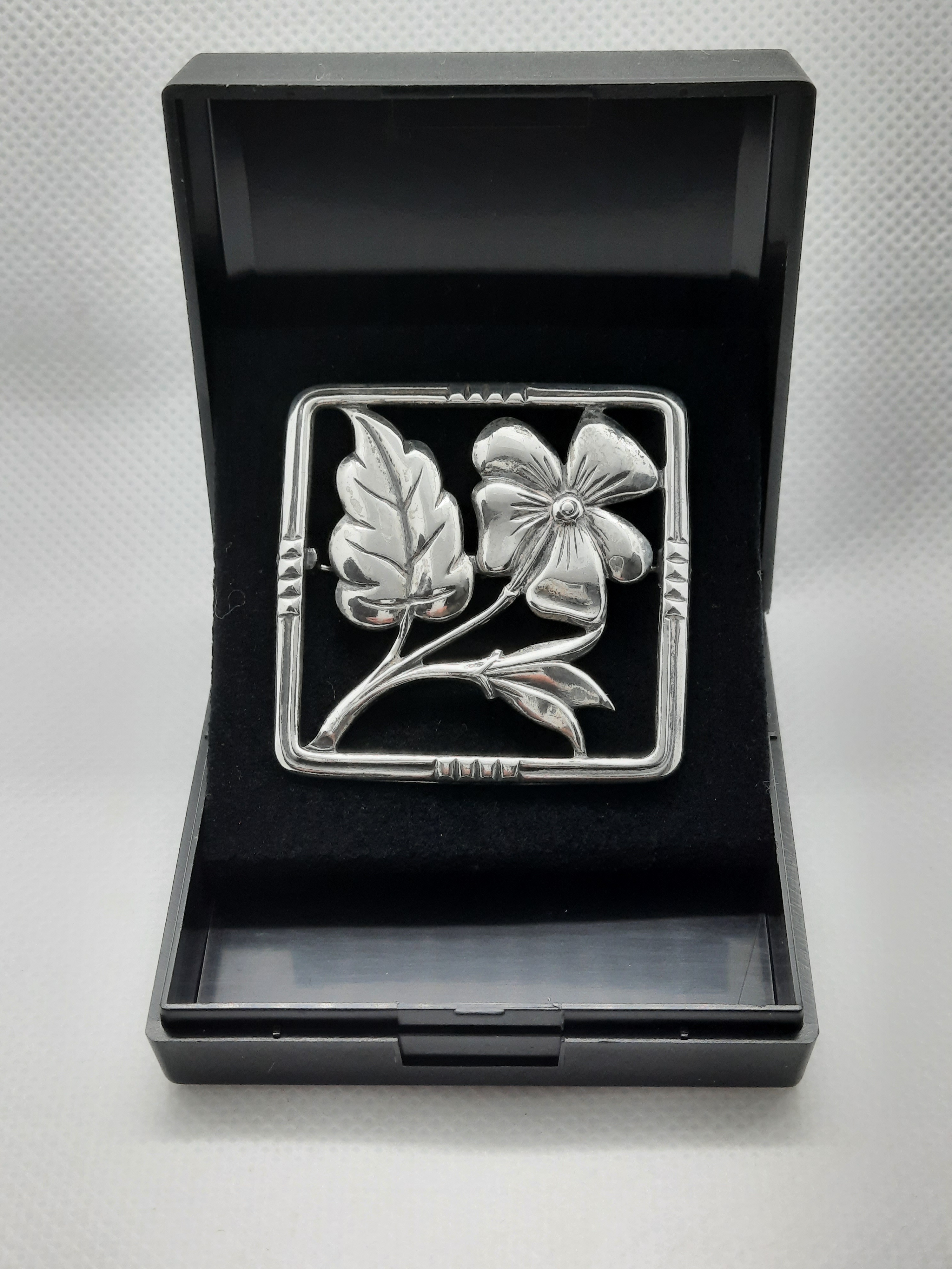 Sterling Silver Vintage Square Floral Brooch