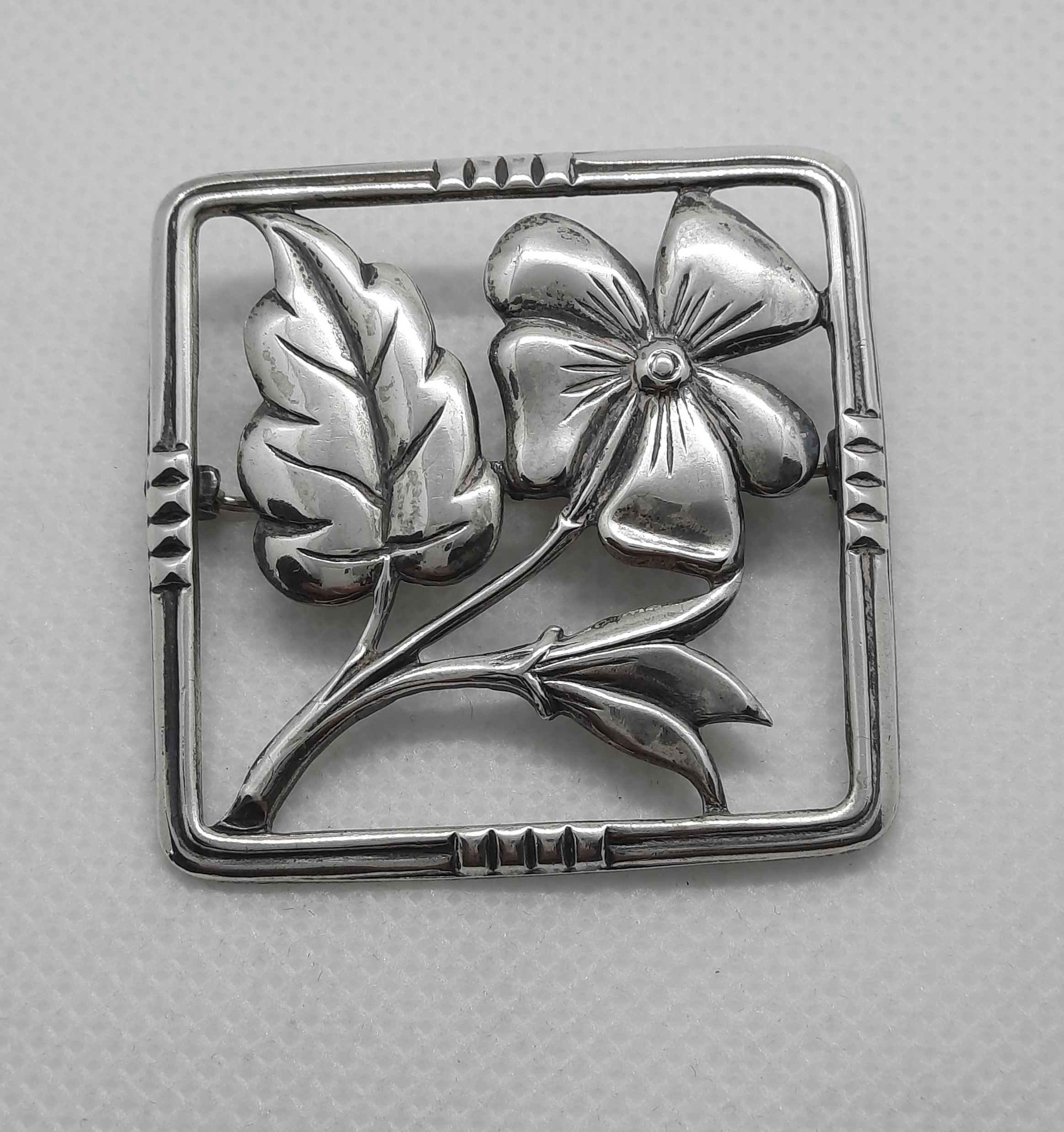 Sterling Silver Vintage Square Floral Brooch