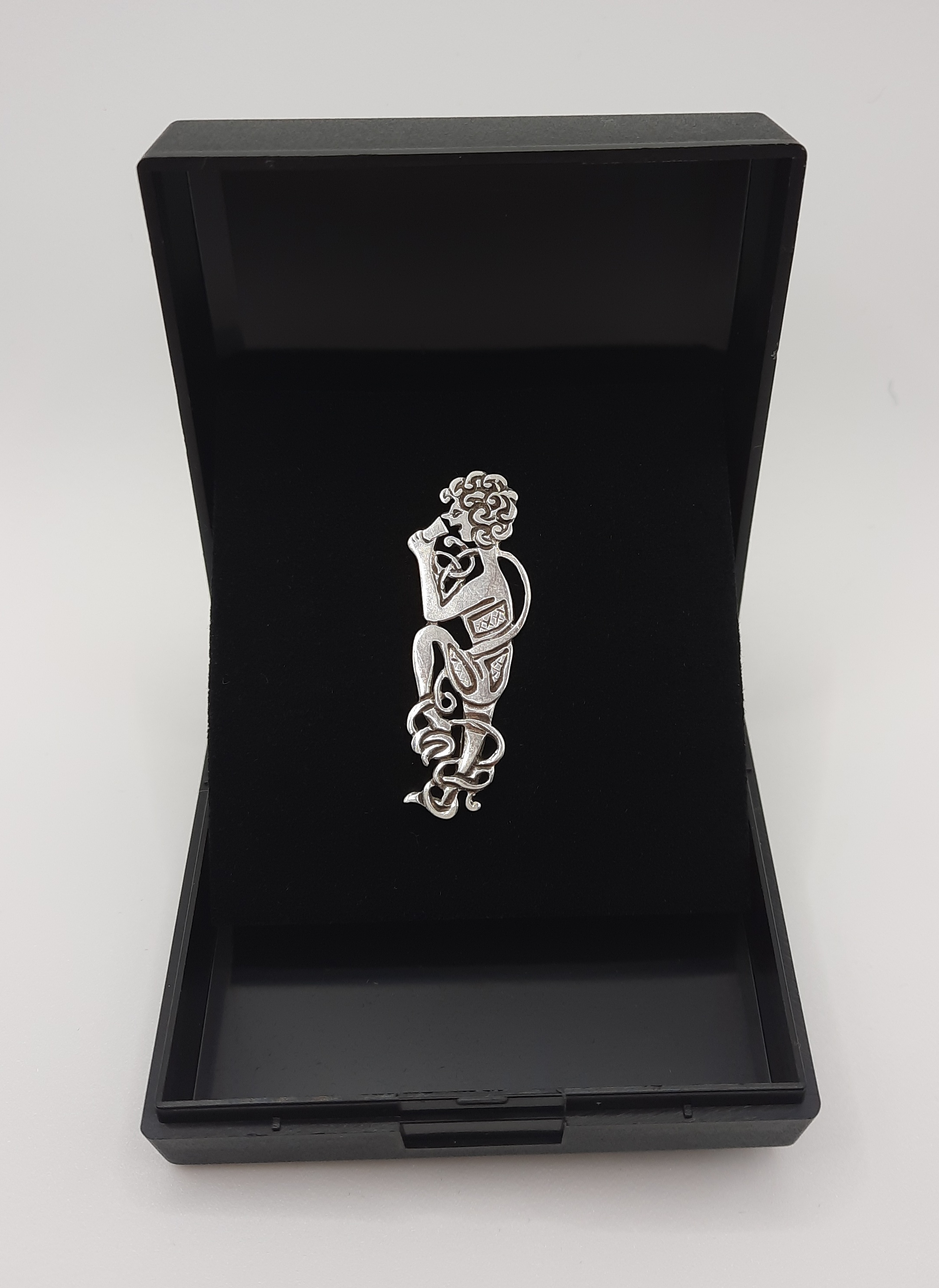 Sterling Silver Irish Mythological Brooch - Hallmarked Dublin 1988