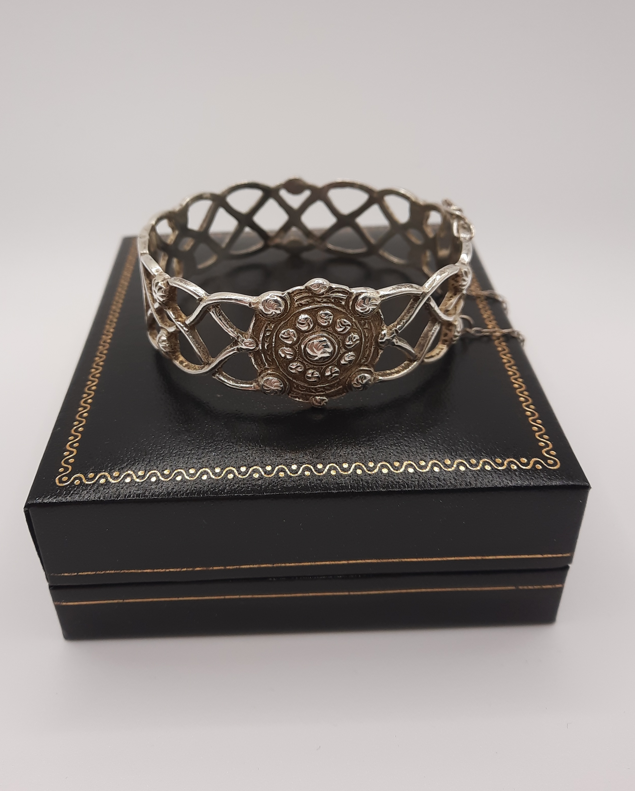 Sterling Silver Antique Bangle by Joseph Cook & Son - Hallmarked 1914