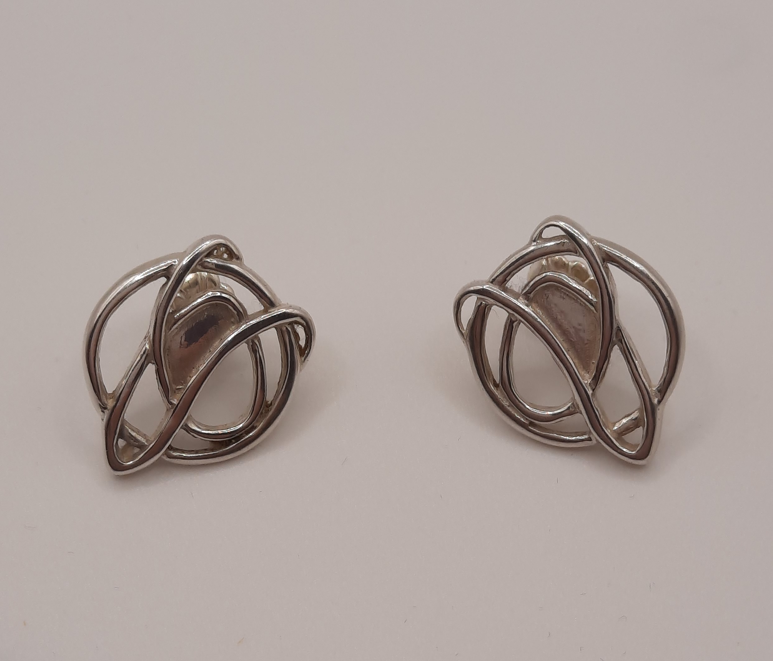 Vintage Stud Earrings in Sterling Silver by Carrick - Hallmarked