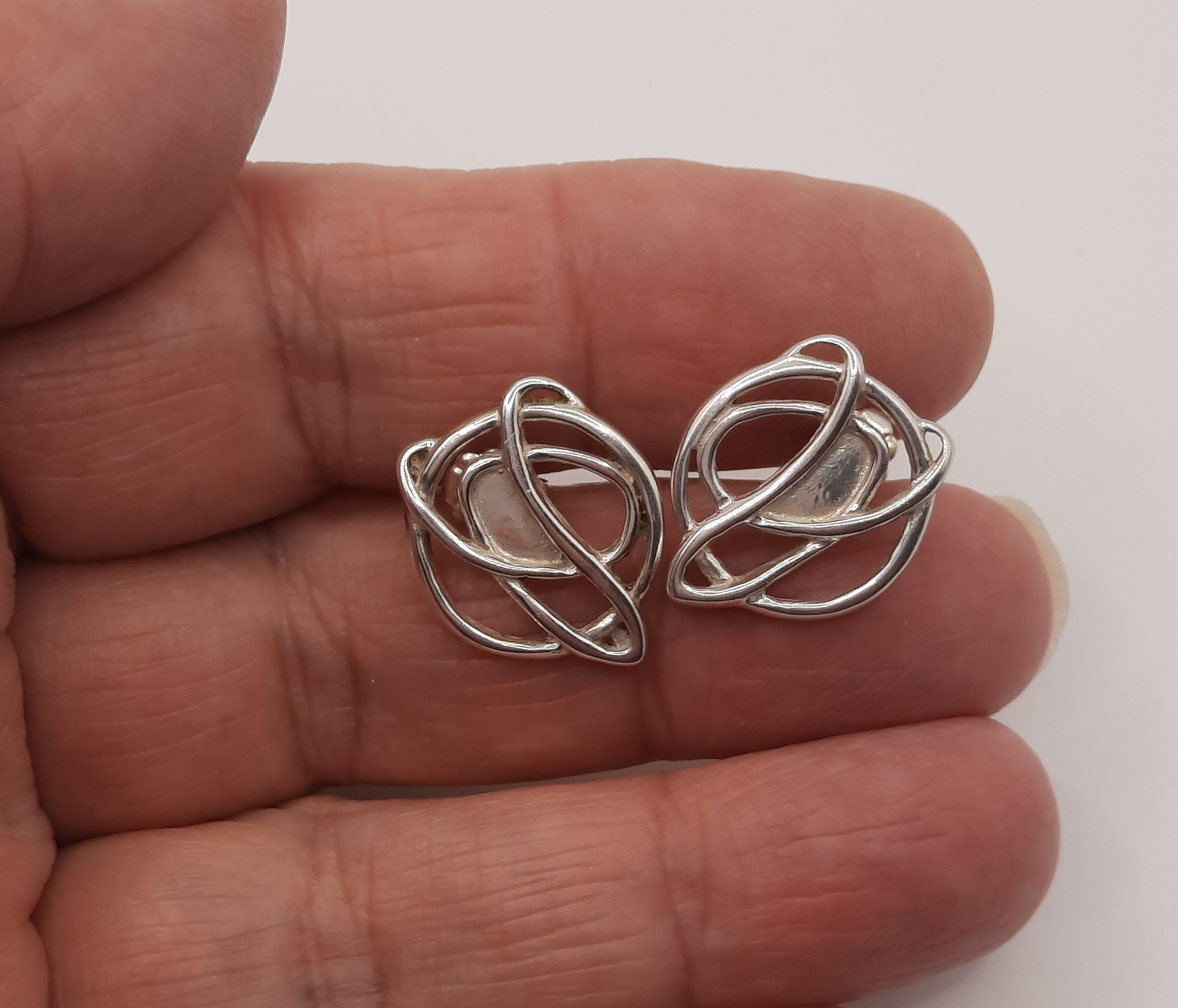 Vintage Stud Earrings in Sterling Silver by Carrick - Hallmarked
