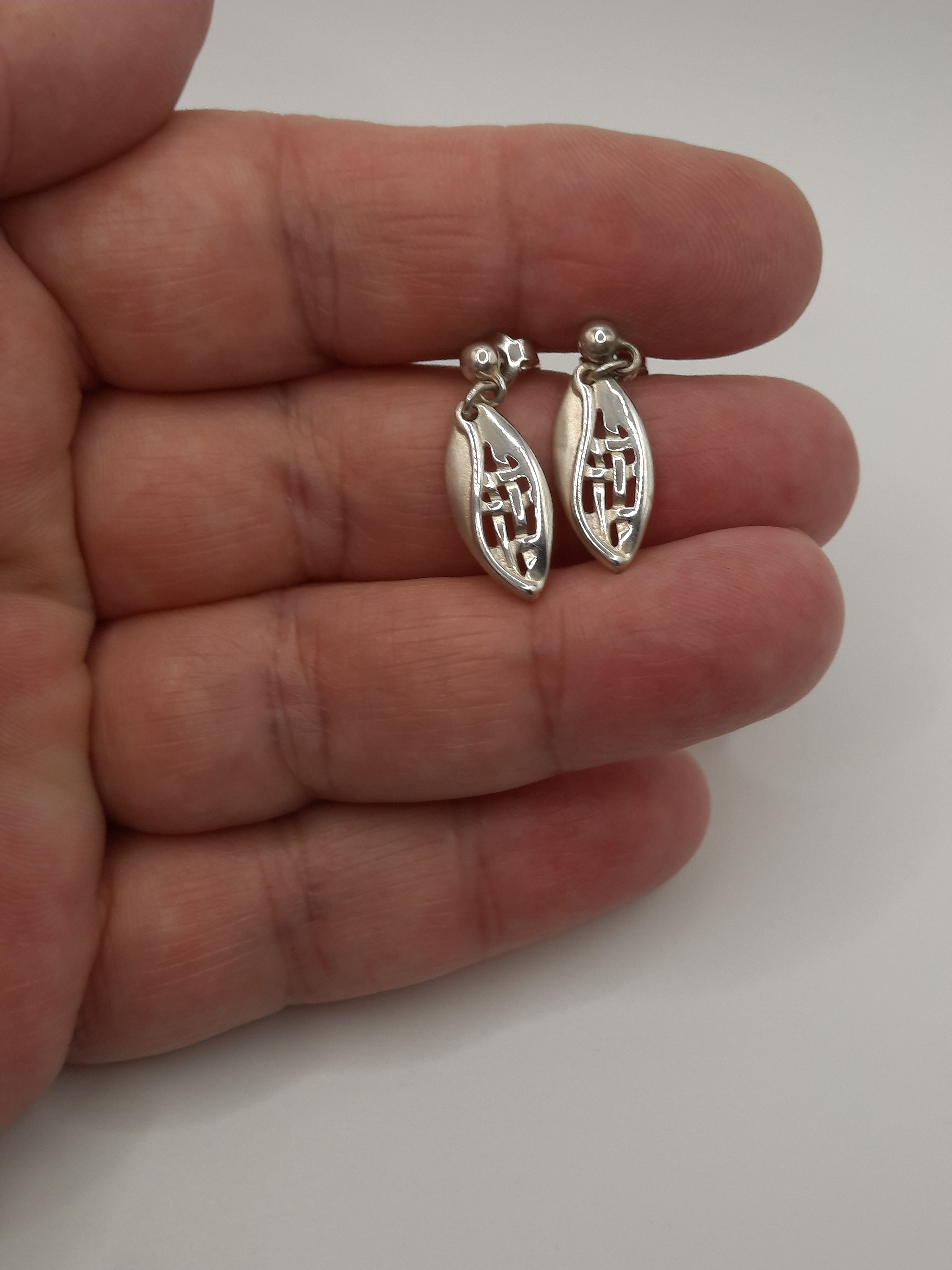 Ortak Sterling Silver Oval Drop Earrings