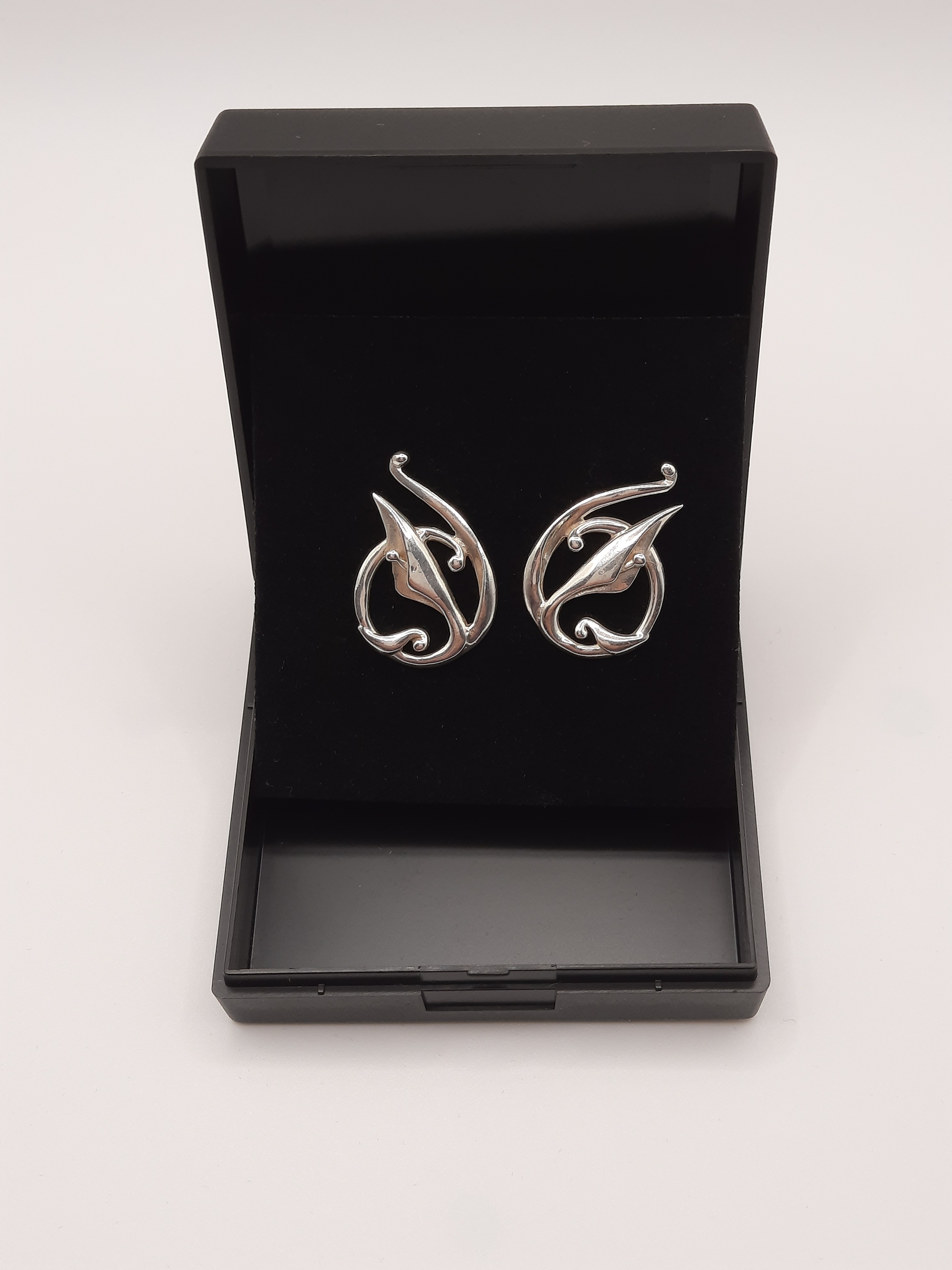 Sterling Silver Lily Design Large Stud Earrings