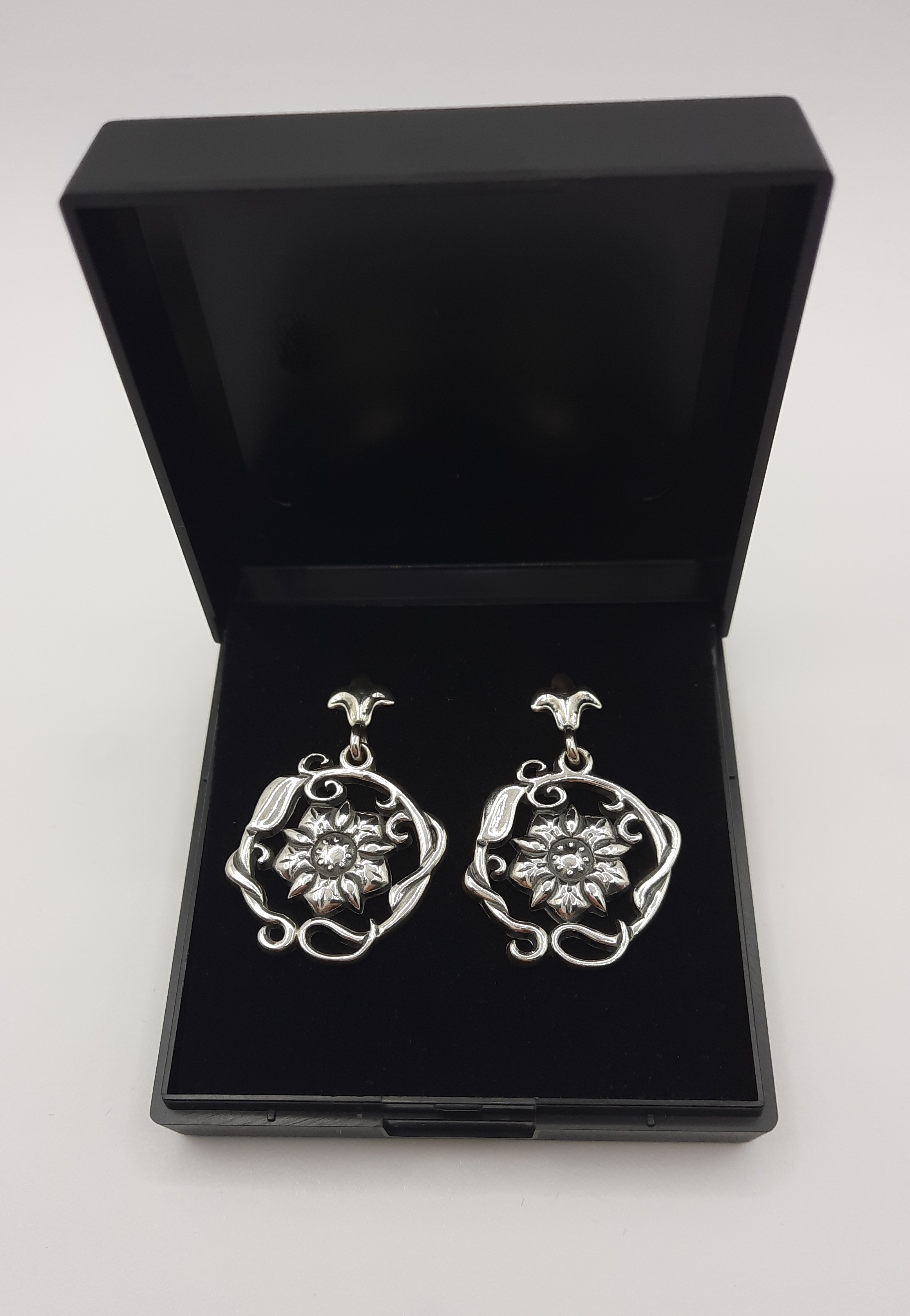 Sterling Silver Flower Design Drop Earrings