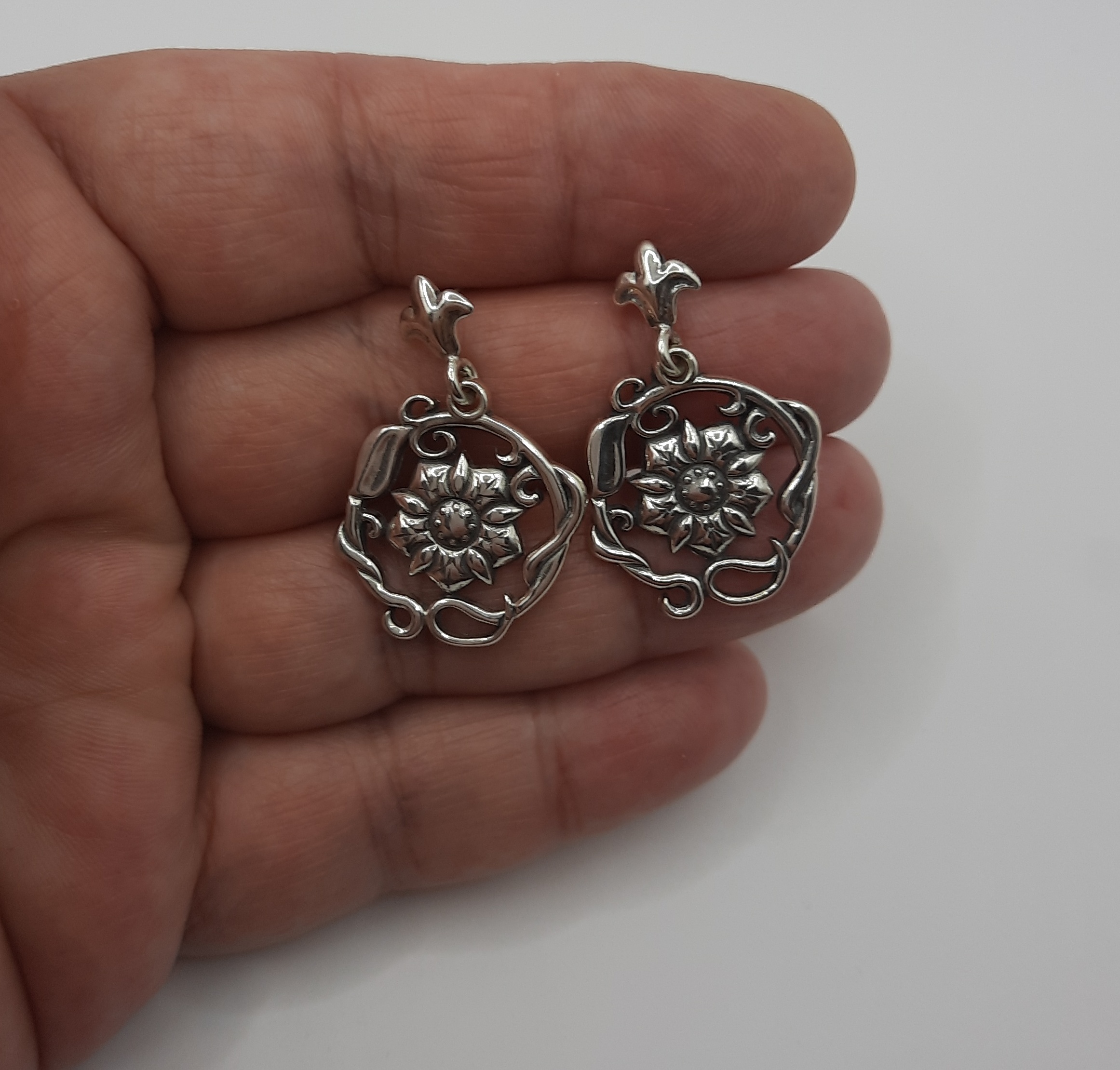 Sterling Silver Flower Design Drop Earrings