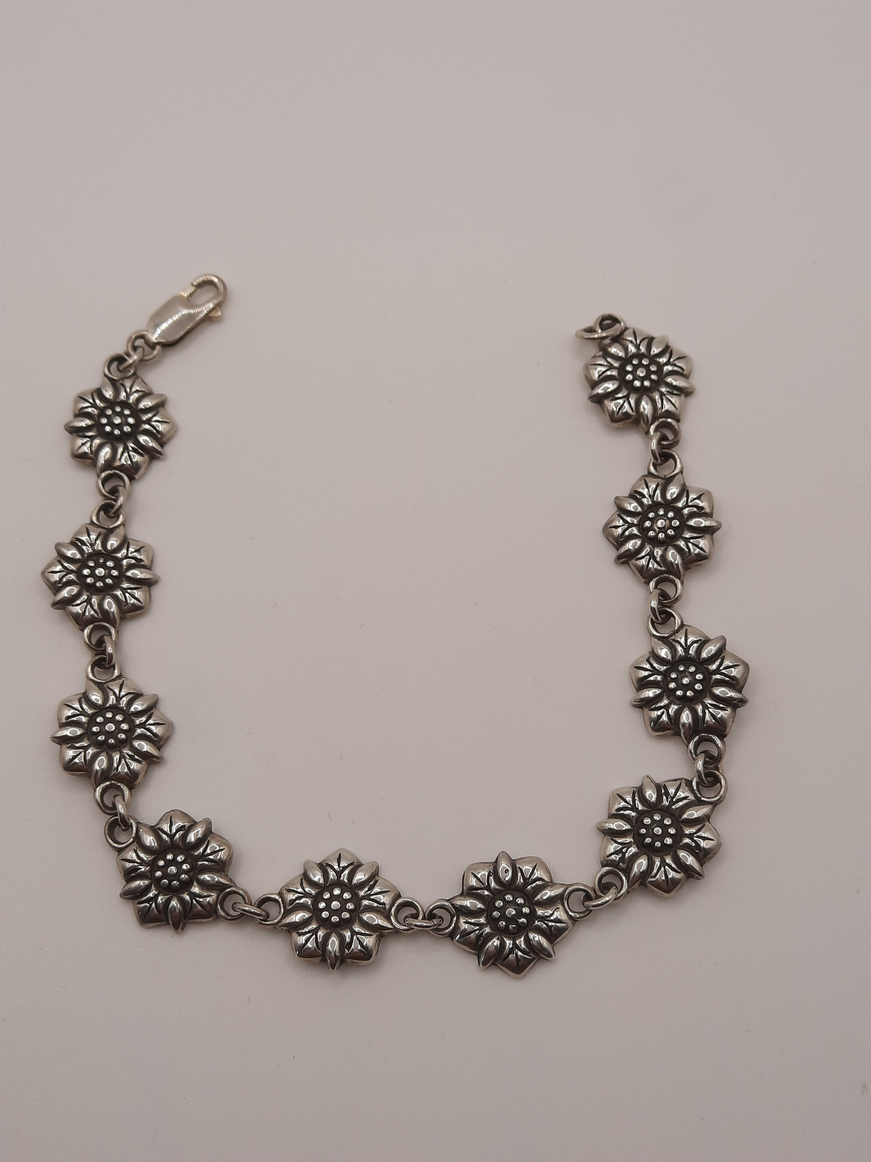 Sterling Silver Flower Design Bracelet