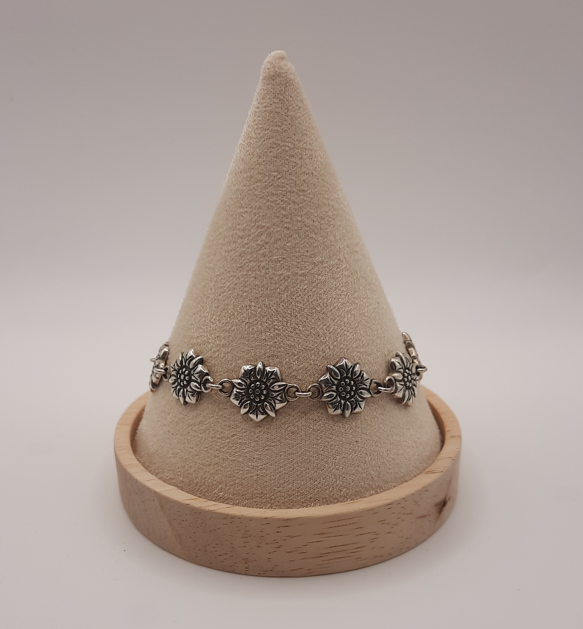 Sterling Silver Flower Design Bracelet