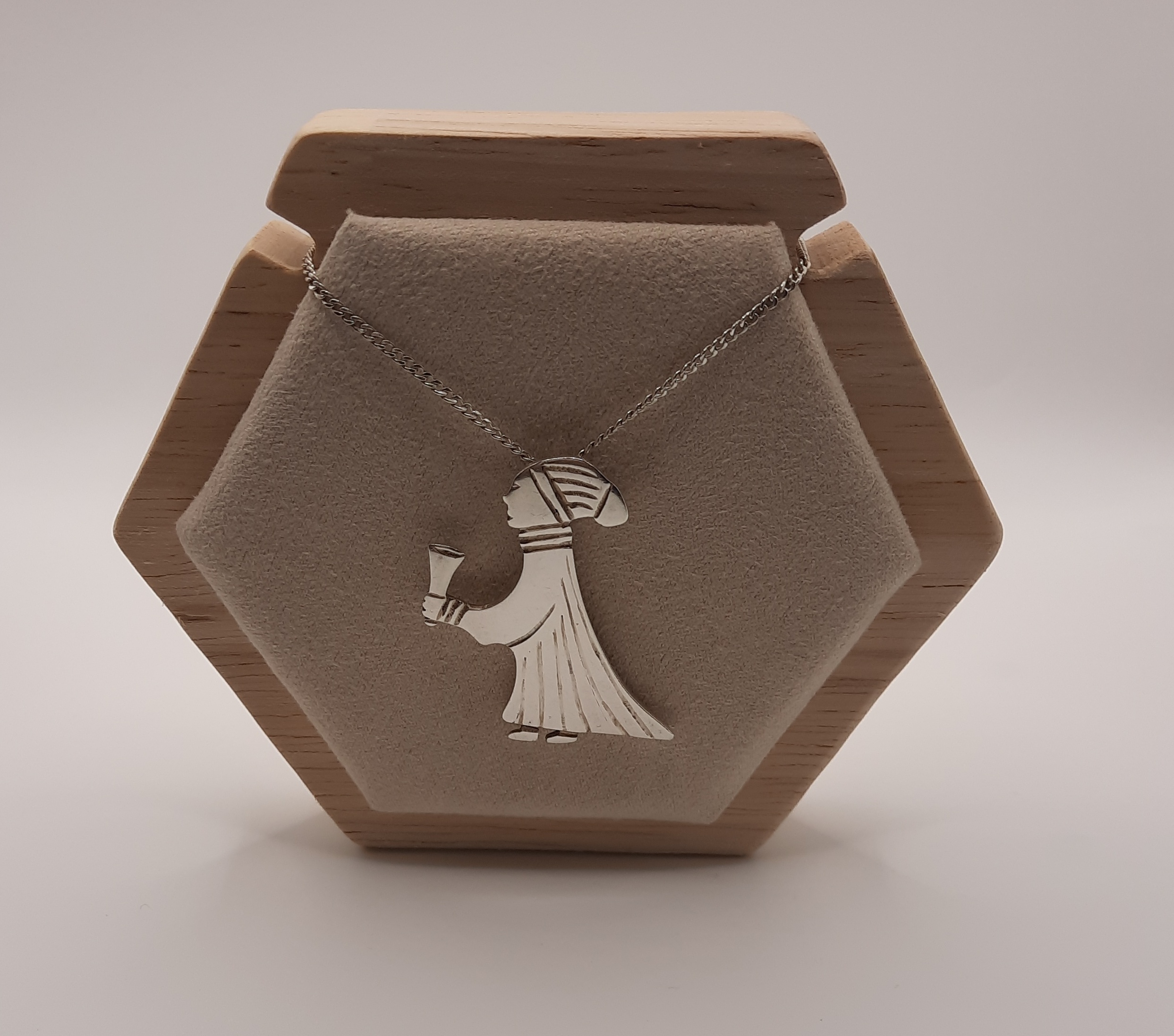Hjaltasteyn Sterling Silver Valkyrie Pendant and Chain - Hallmarked