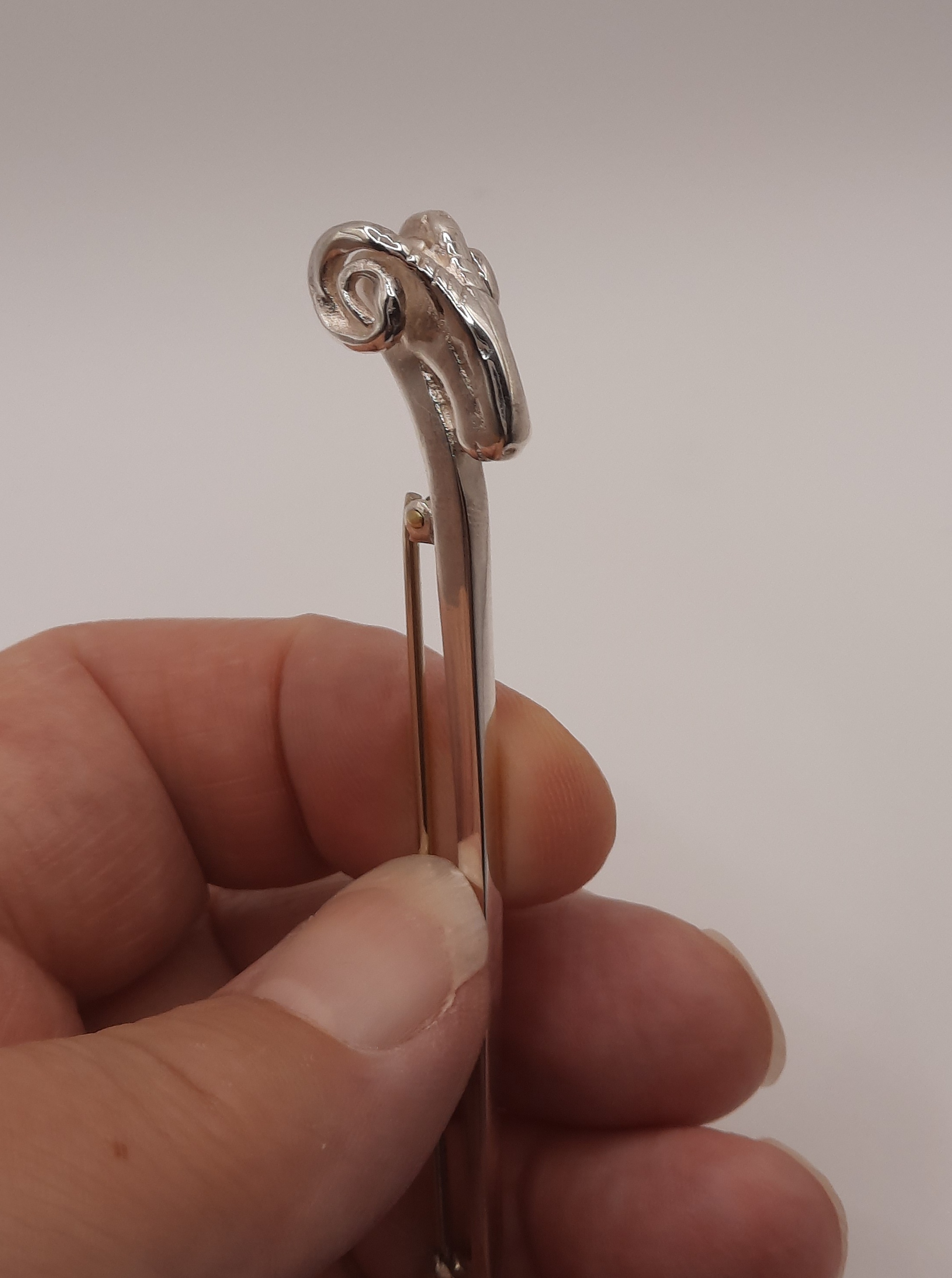 Shetland Silver Ram Head Kilt Pin in Sterling Silver in Original Box