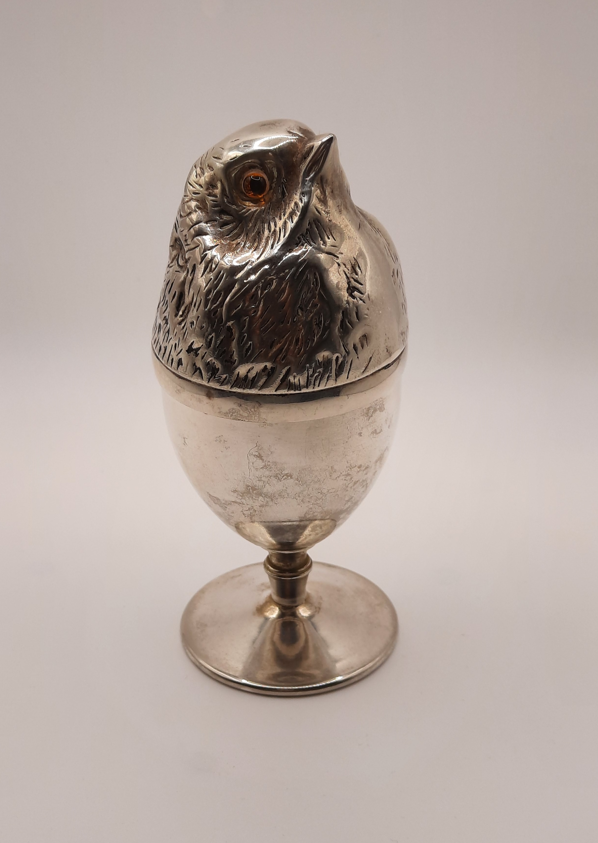 Unusual Vintage Egg Cup with Chick Design Cover