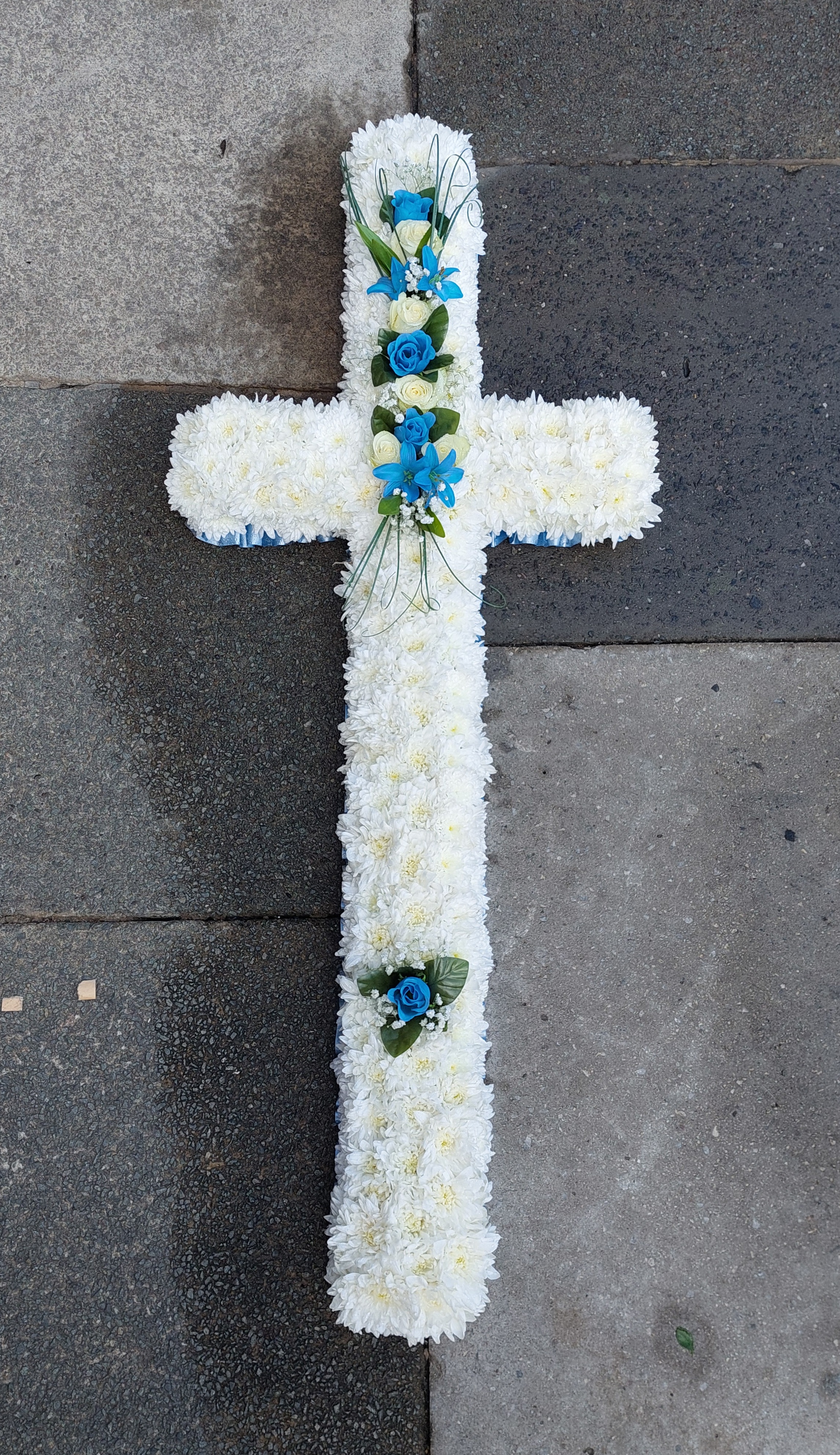 Cross funeral tribute