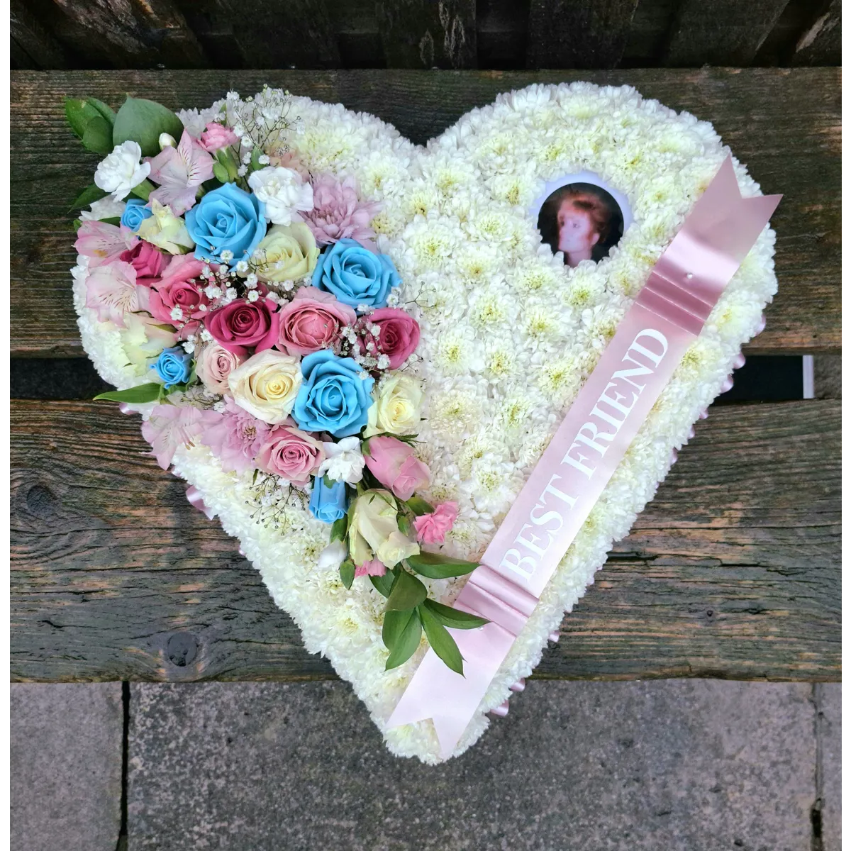 Full heart flower tribute