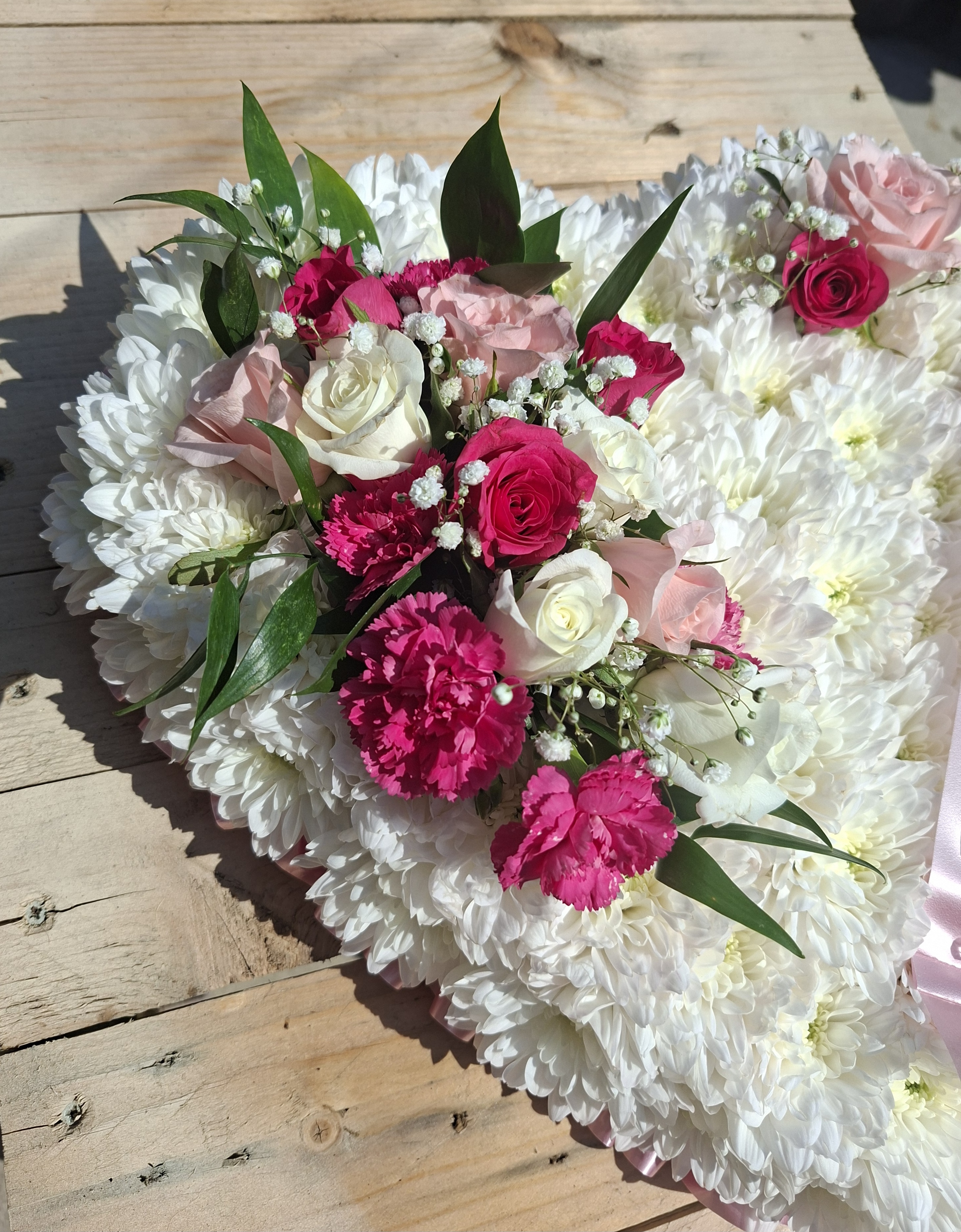 Full heart flower tribute