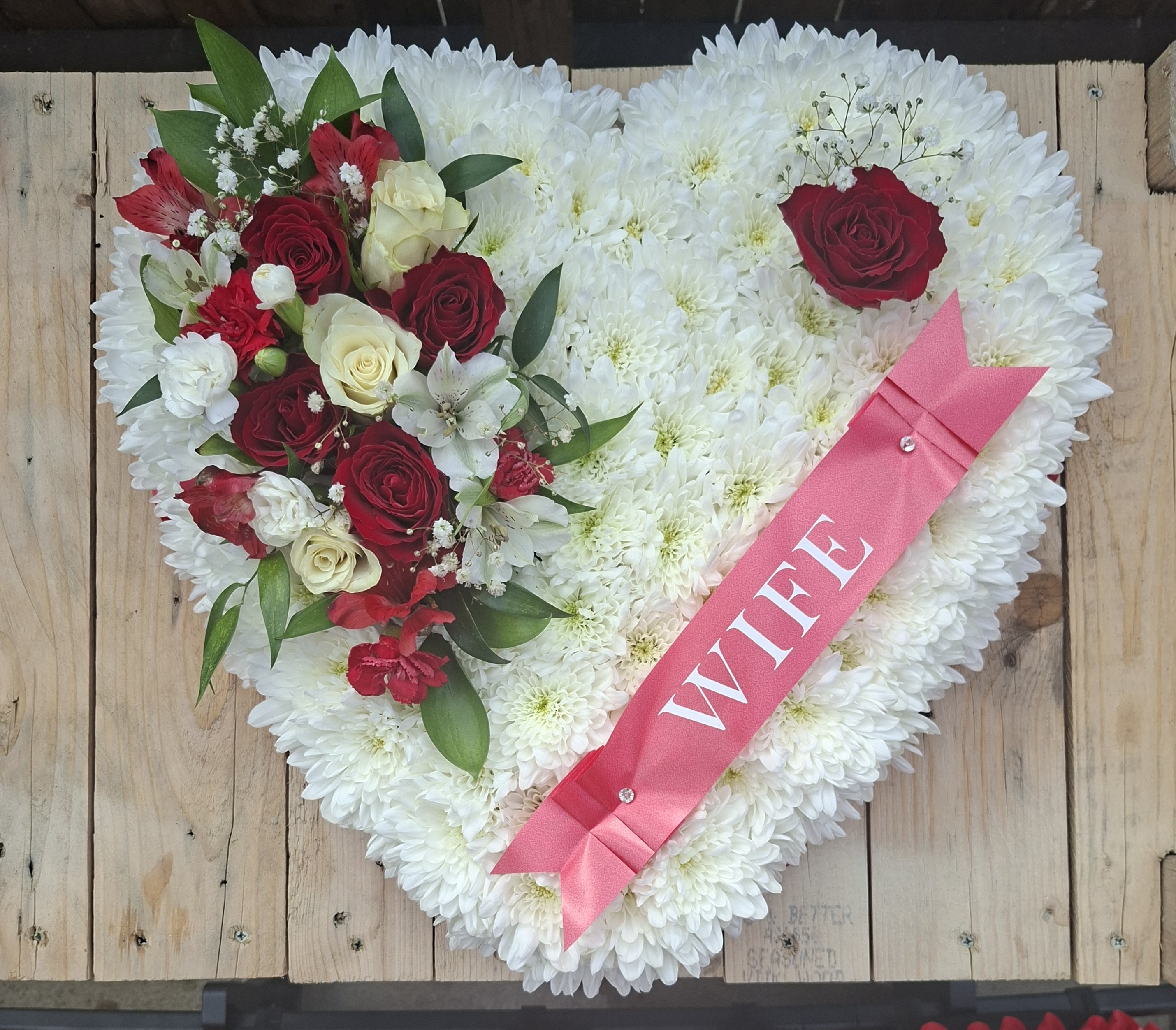 Full heart flower tribute