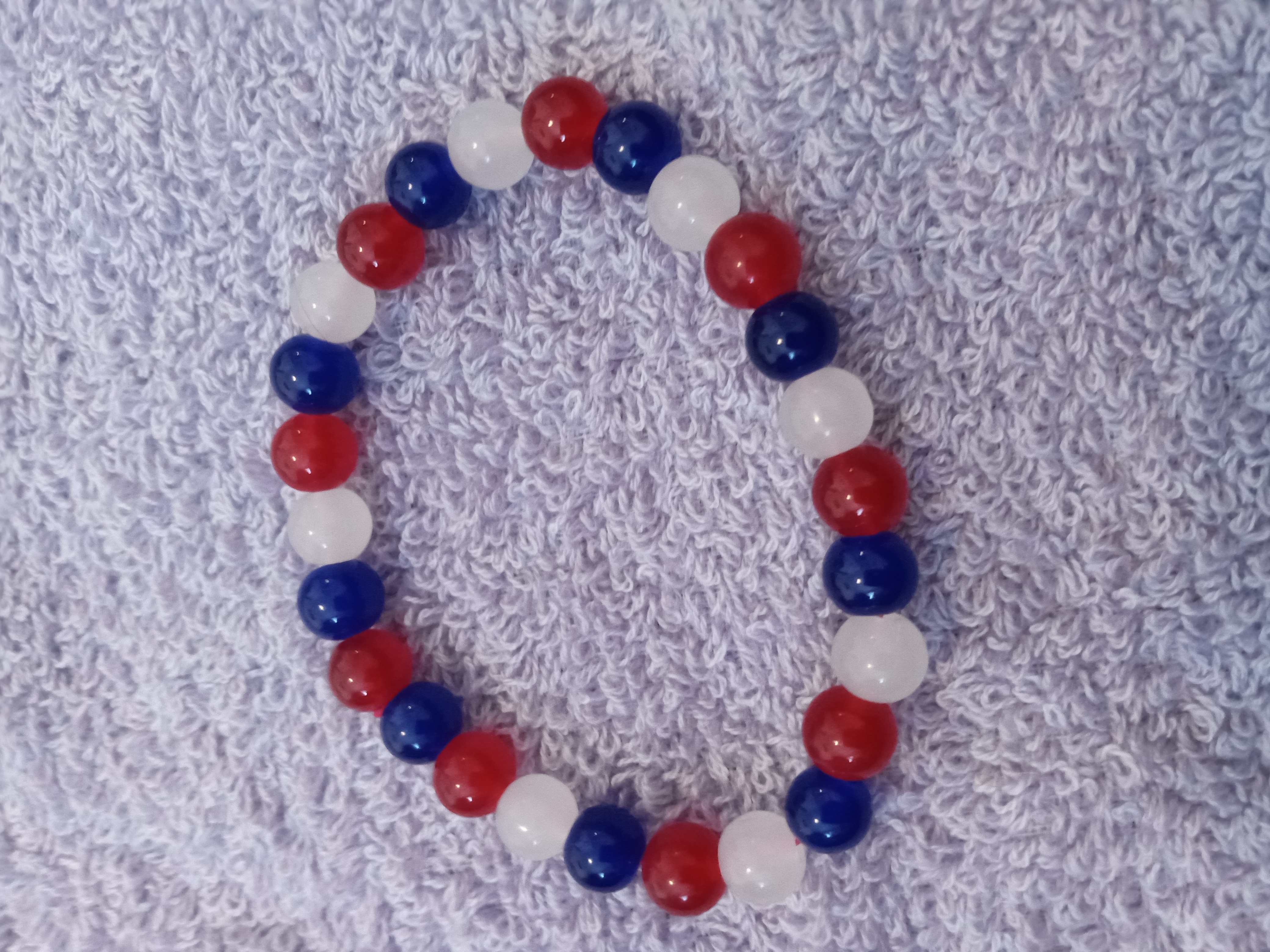 Glass stone bracelets