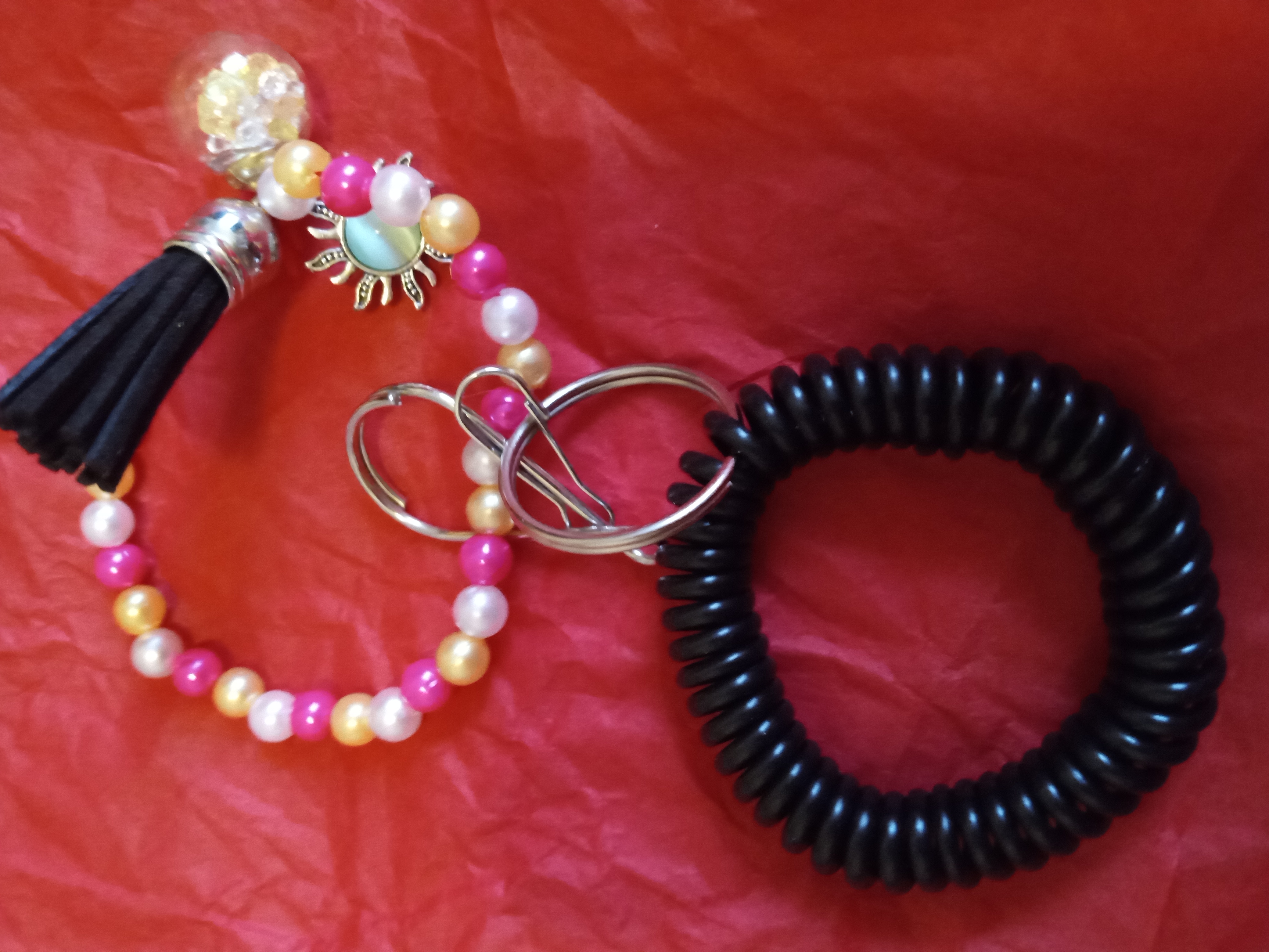 Wristlet keychains