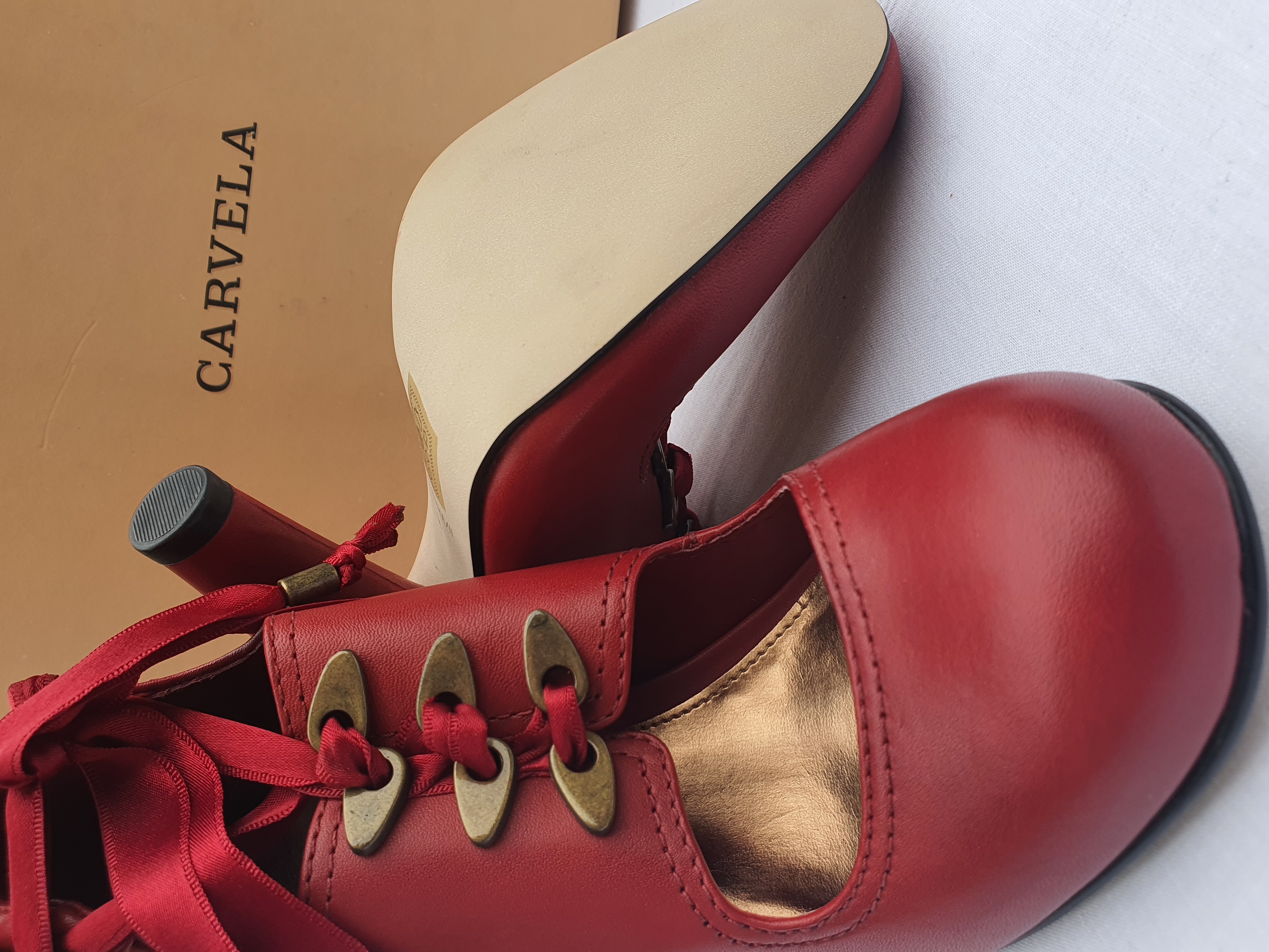 KURT GEIGER CARVELA Red Leather Court shoe EU 36 UK 3