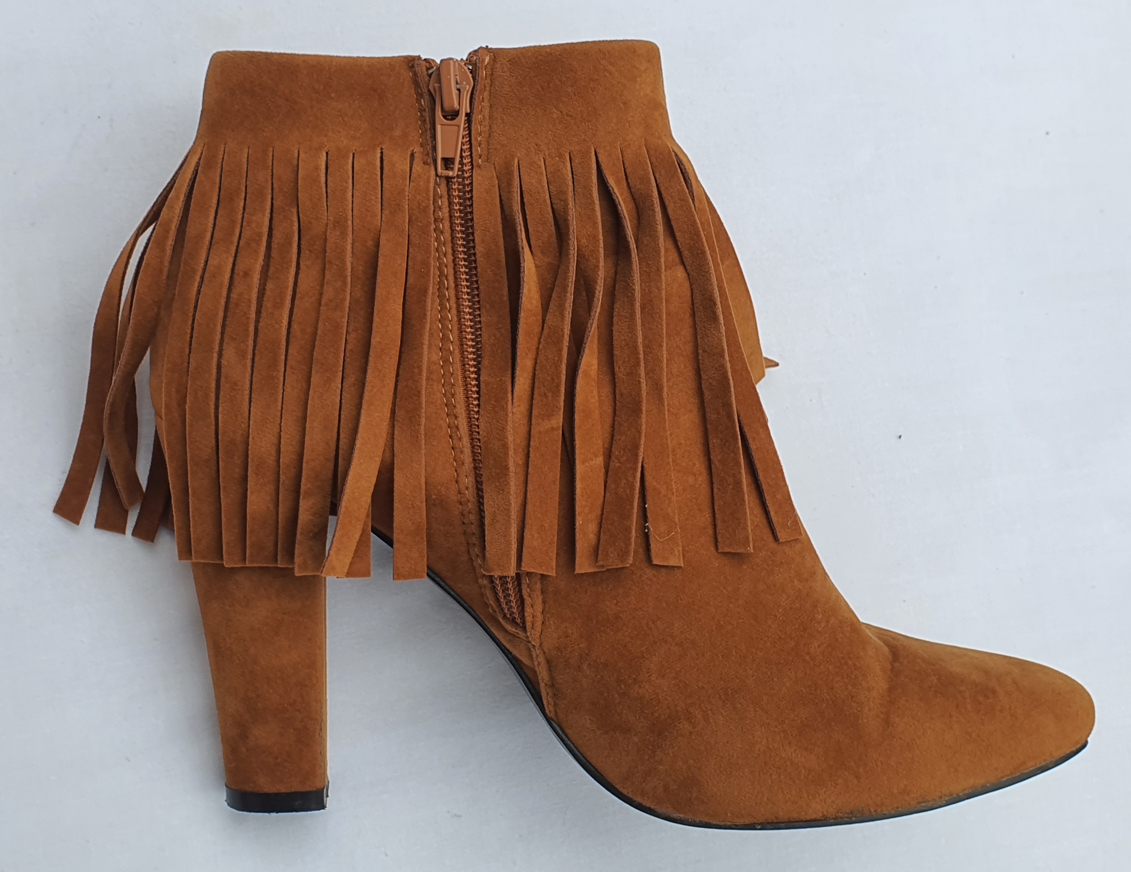 PUBLIC DESIRE Heeled Tassel Boots Size UK6