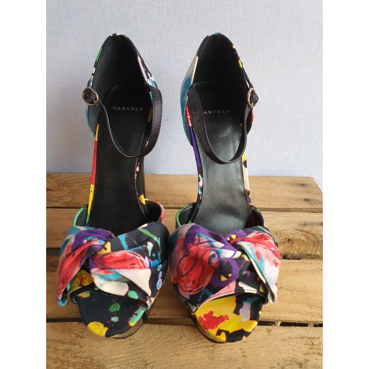 KURT GEIGER CARVELA Multi Coloured Heeled Block Shoe Size UK 6