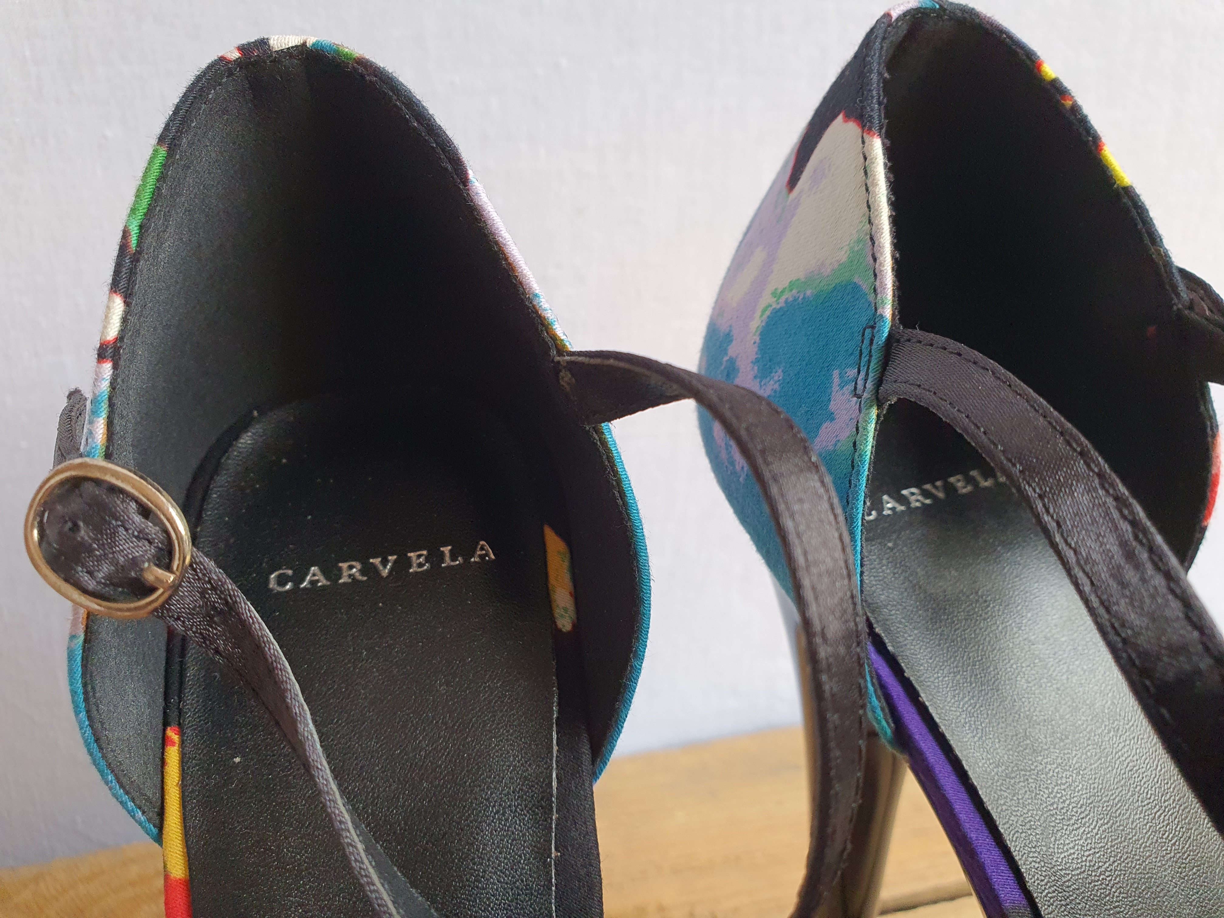 KURT GEIGER CARVELA Multi Coloured Heeled Block Shoe Size UK 6