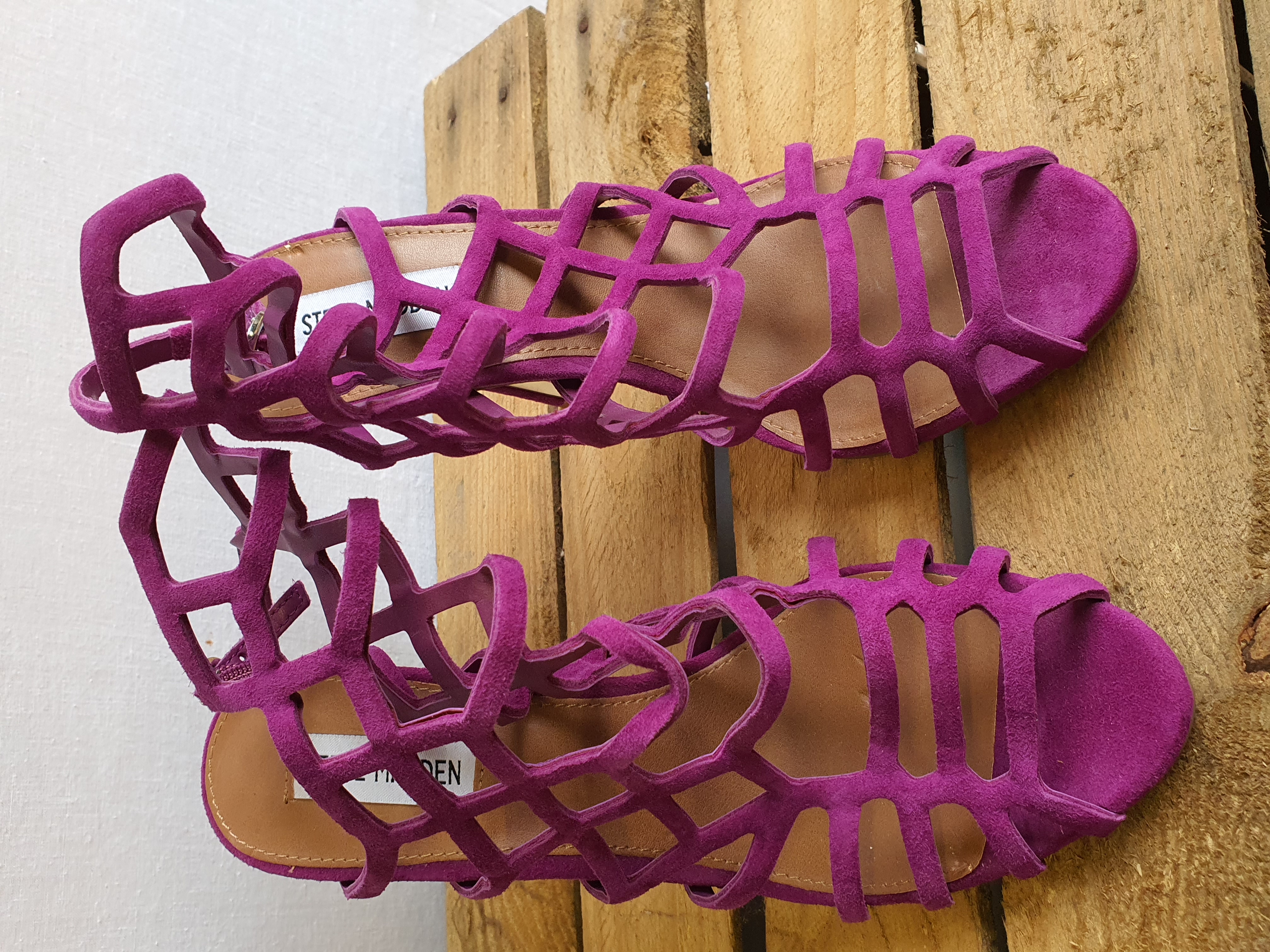 STEVE MADDEN Purple Suede Cage Sandals Size UK6