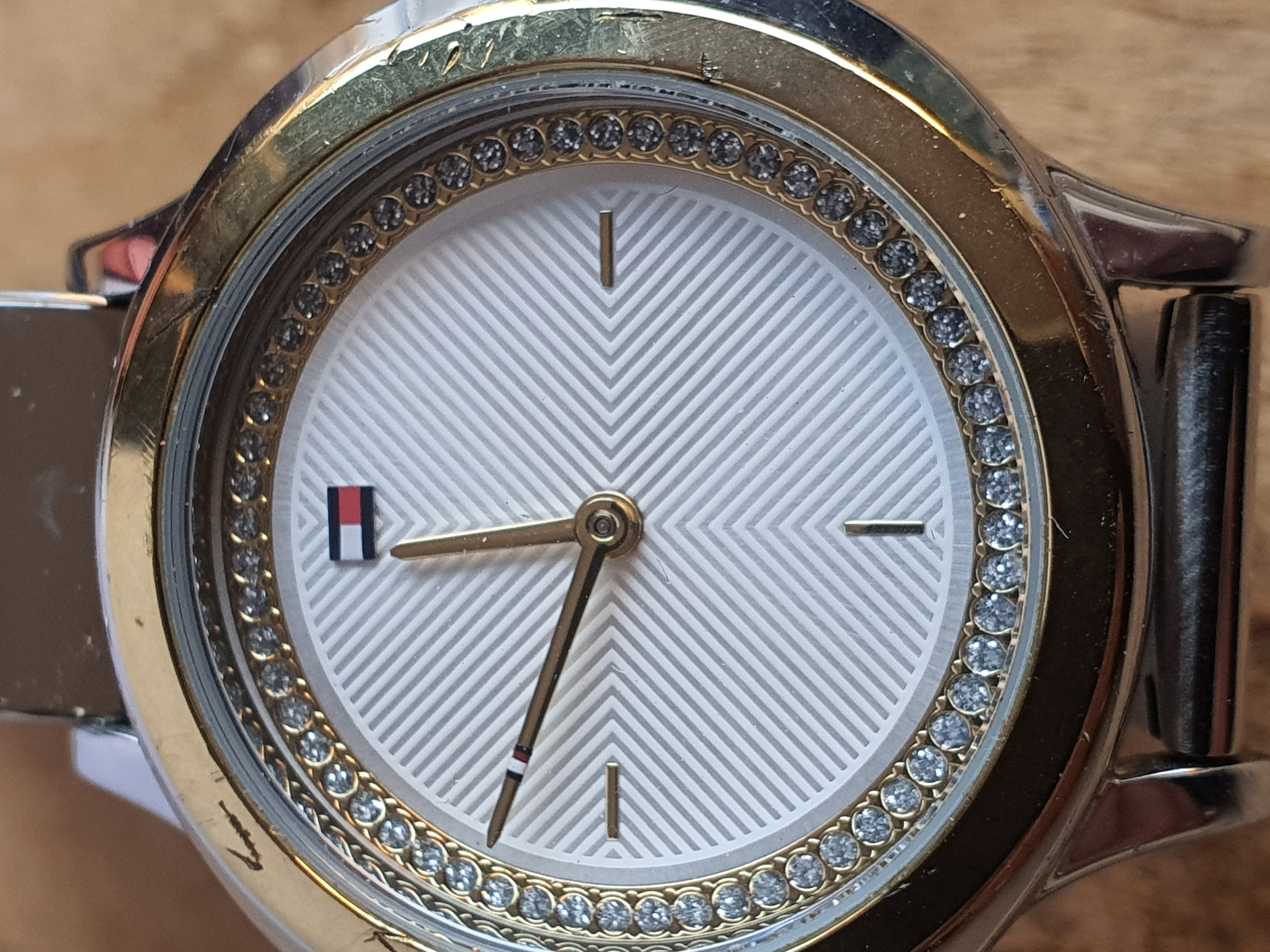 TOMMY HILFIGER Olivia Ladies Bangle/Bracelet Watch