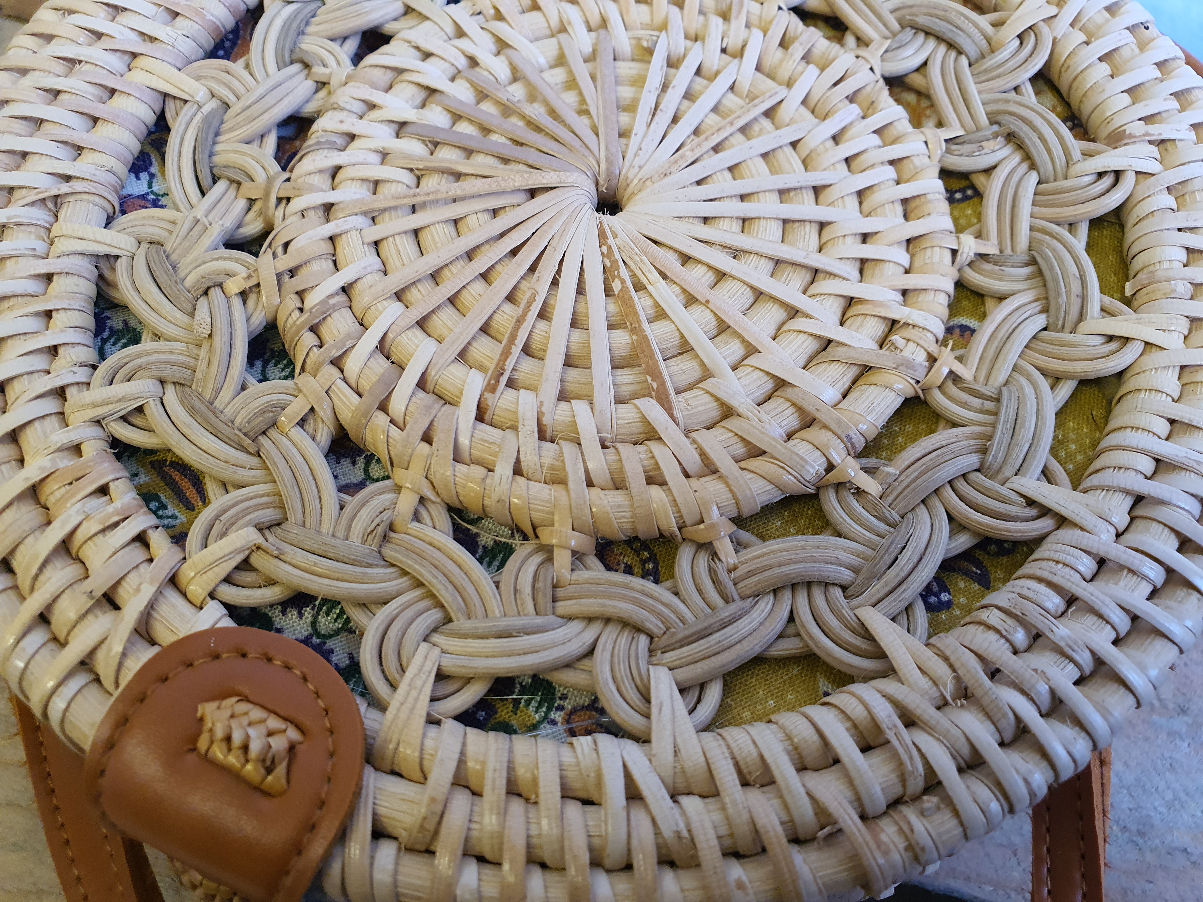 Round Rattan Wicker Shouler Bag with Colourful Fabric Lining