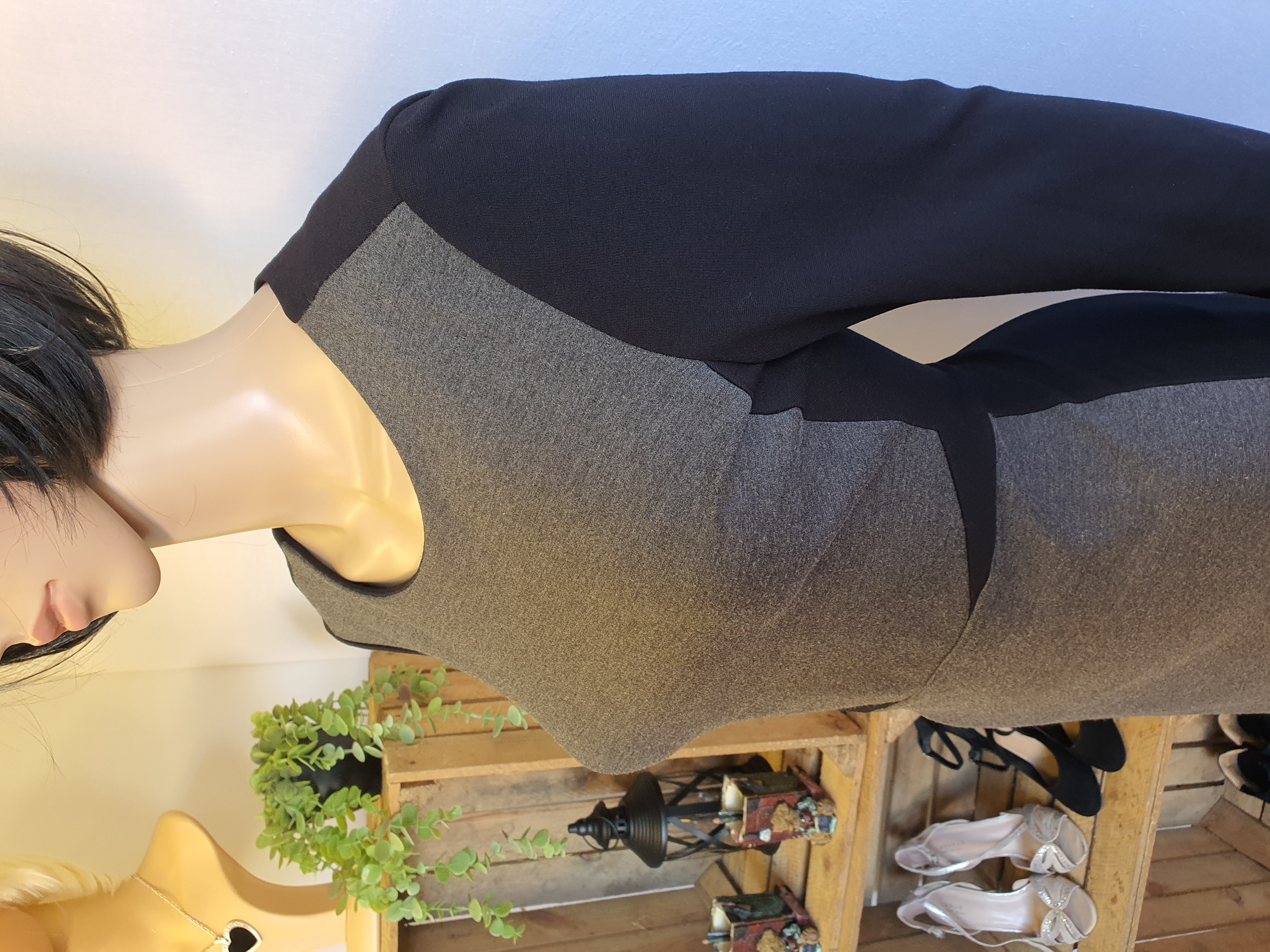 TOMMY HILFIGER Grey & Black Dress Size UK 6