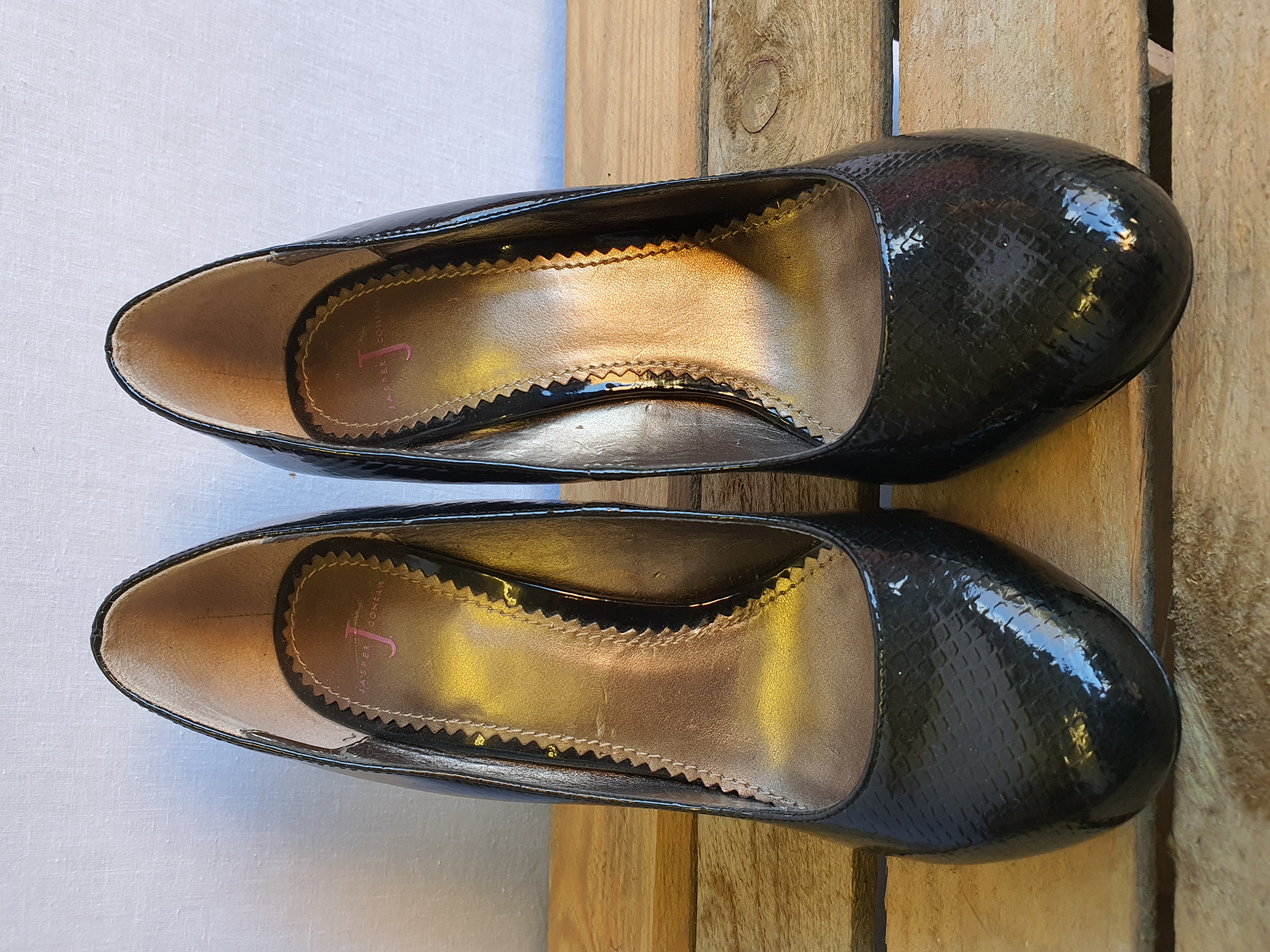 JASPER CONRAN Black 4" Heeled Court Shoe- NEW Size UK5