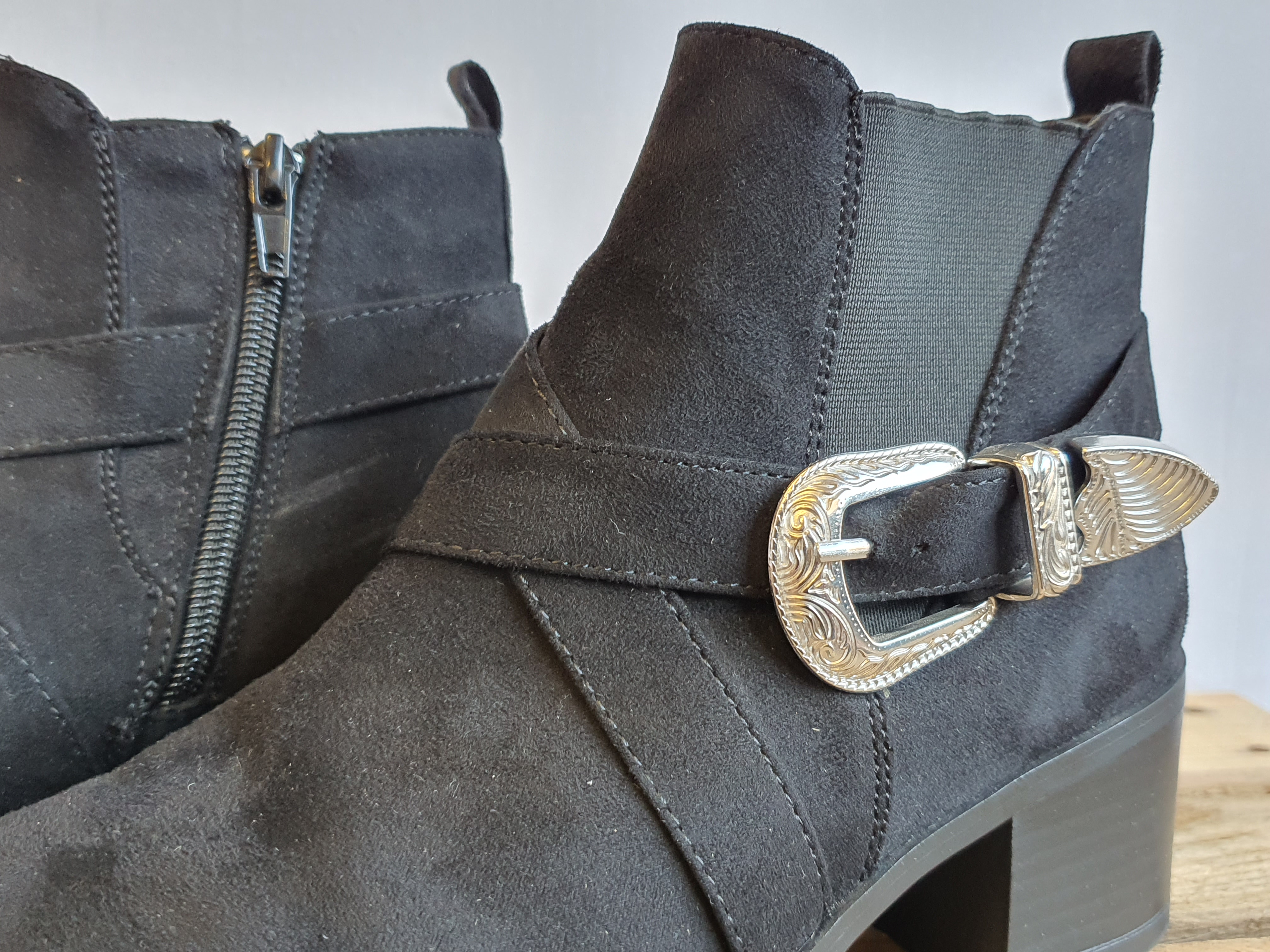 NEW LOOK Black Ankle Cowboy Style Boot Size UK4