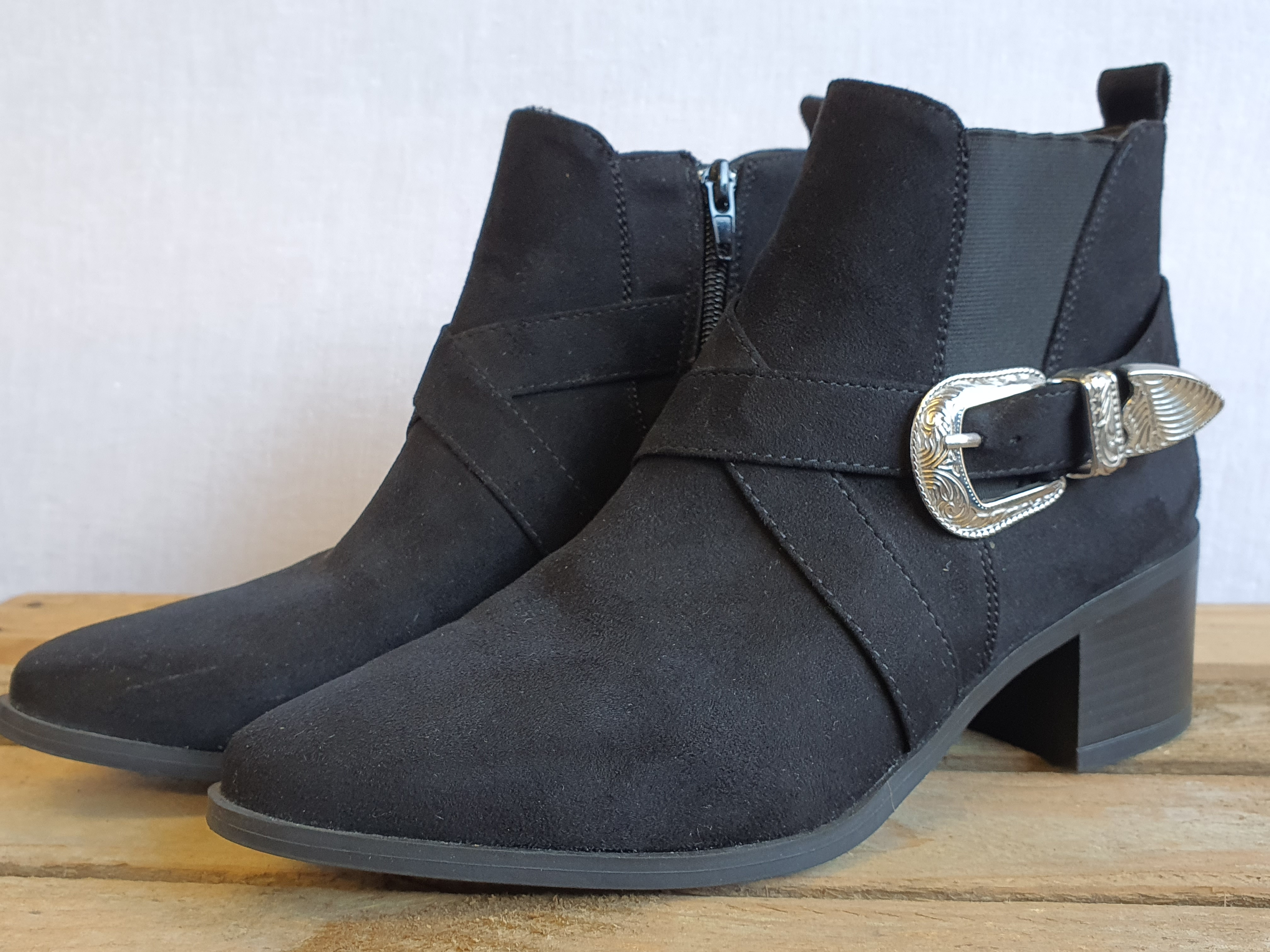 NEW LOOK Black Ankle Cowboy Style Boot Size UK4