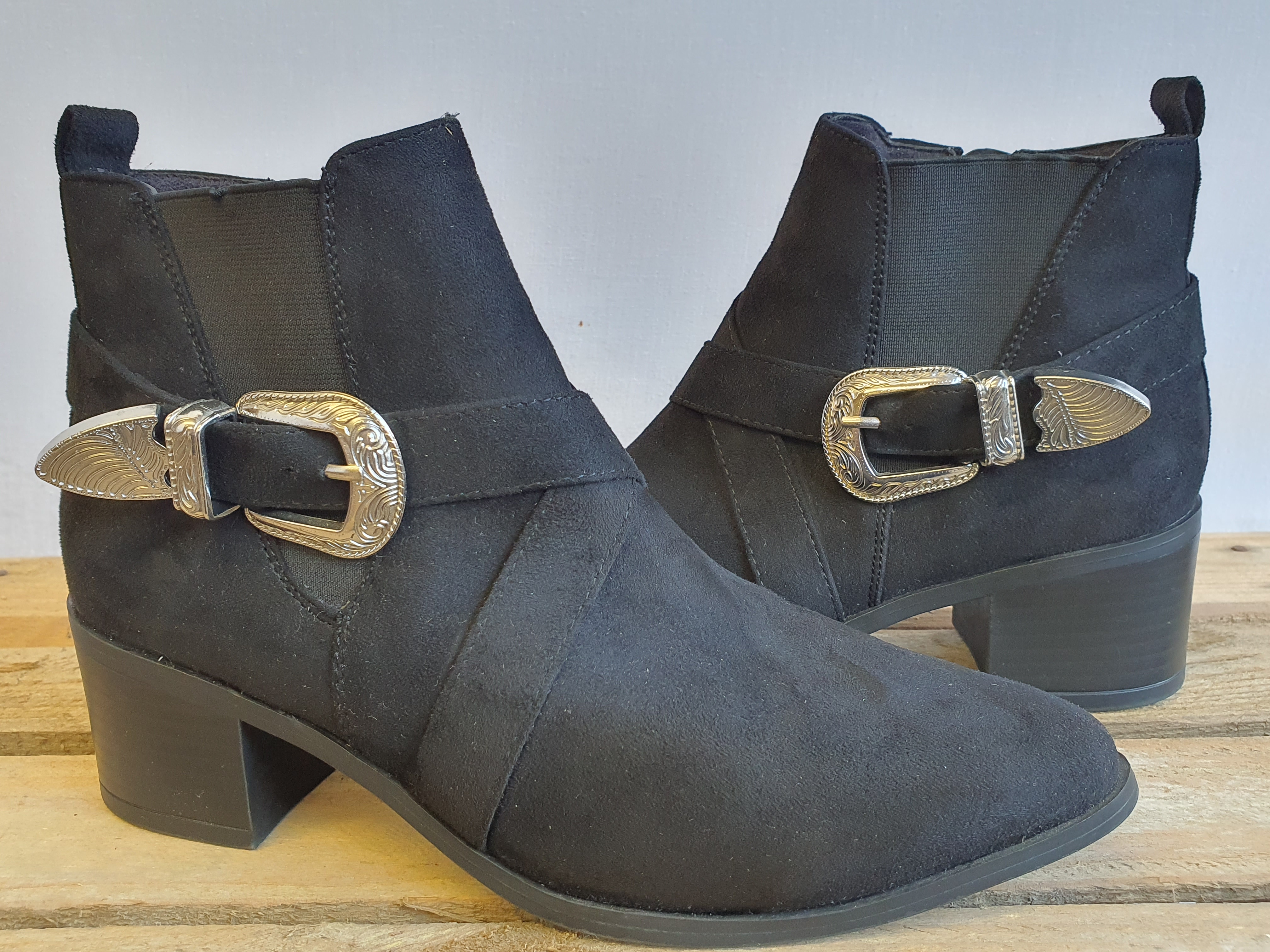 NEW LOOK Black Ankle Cowboy Style Boot Size UK4