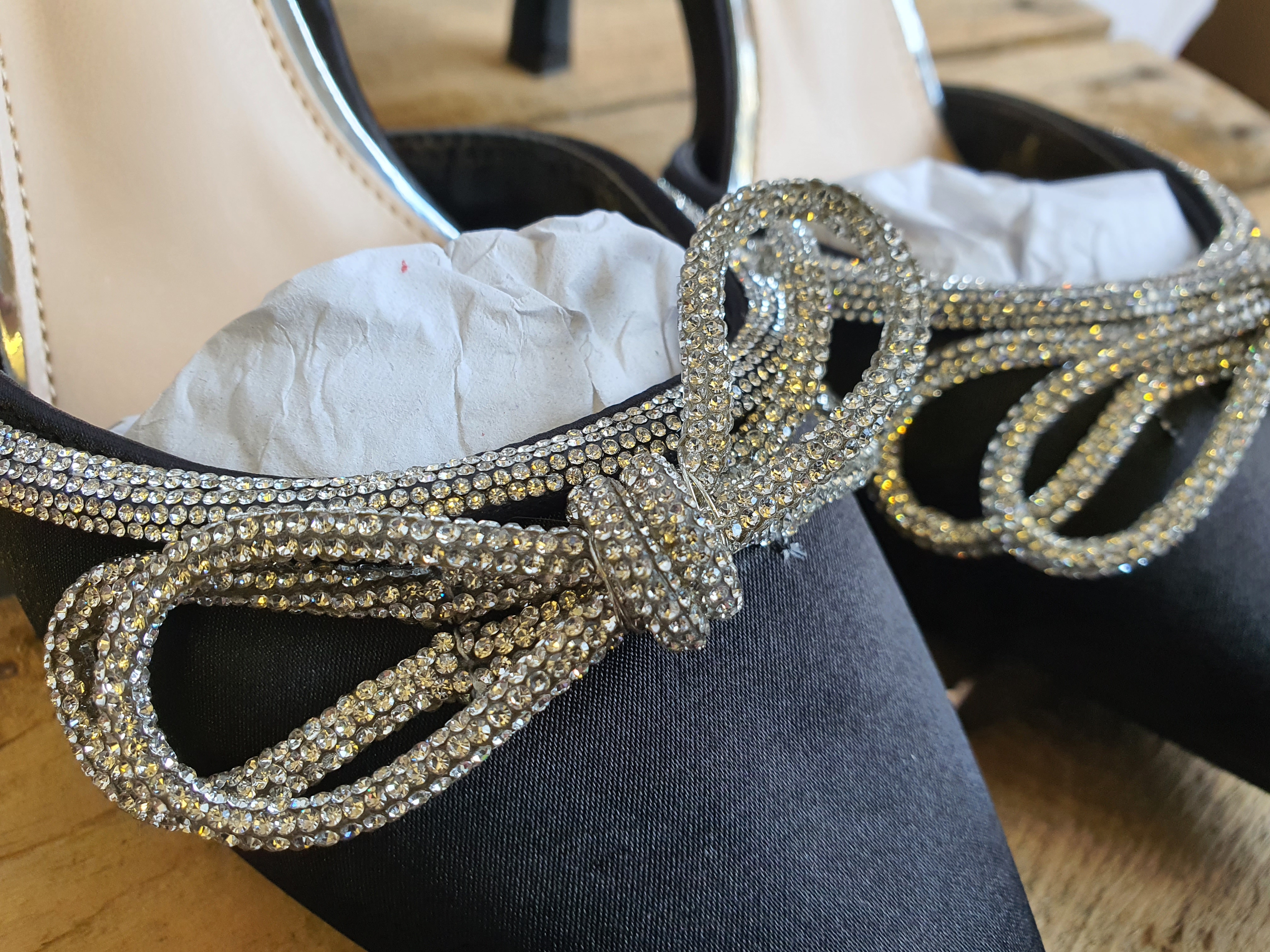 QUIZ Black Heeled Glitter and Diamante Court Shoes Size UK 8 - NEW
