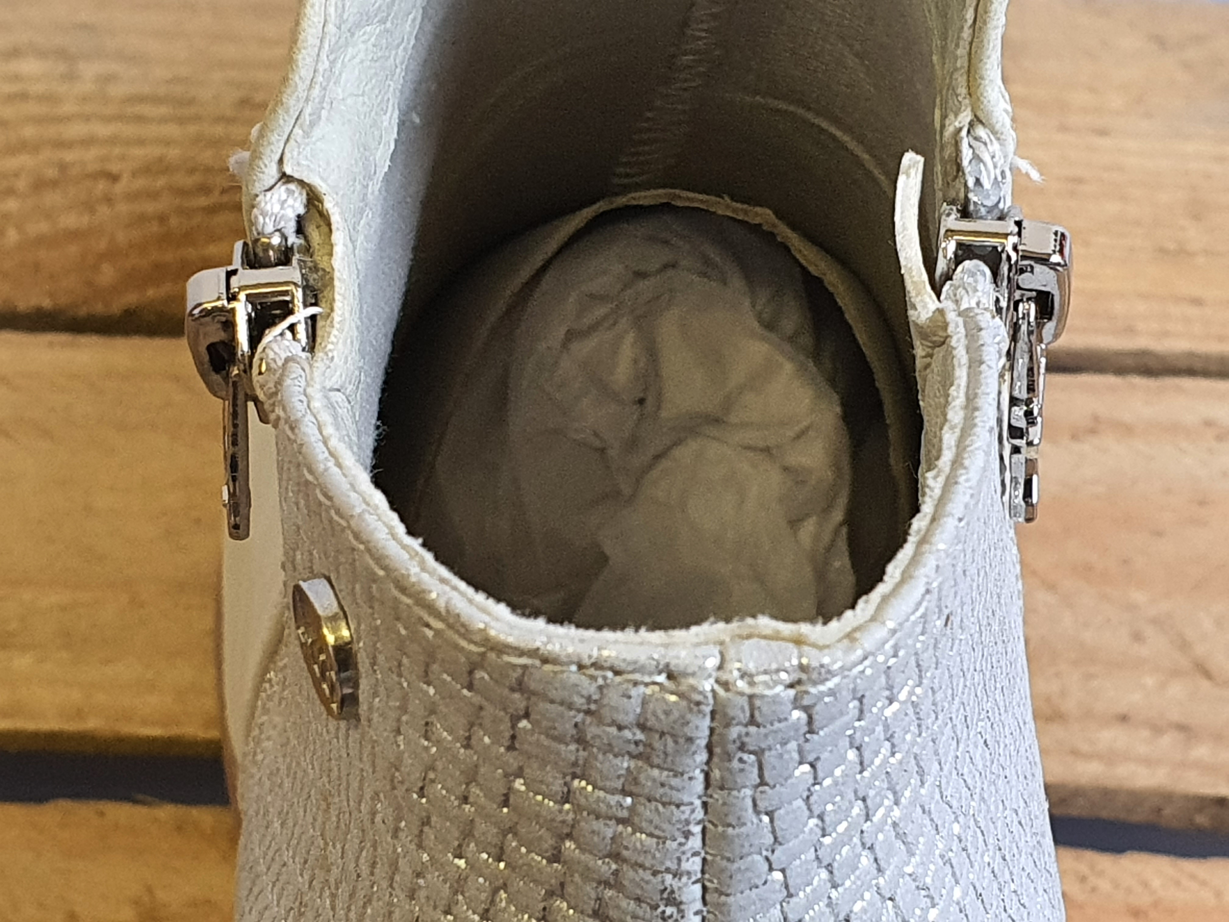 XTI Basic Silver & Cream Ankle Boots Size UK 6.5 - NEW