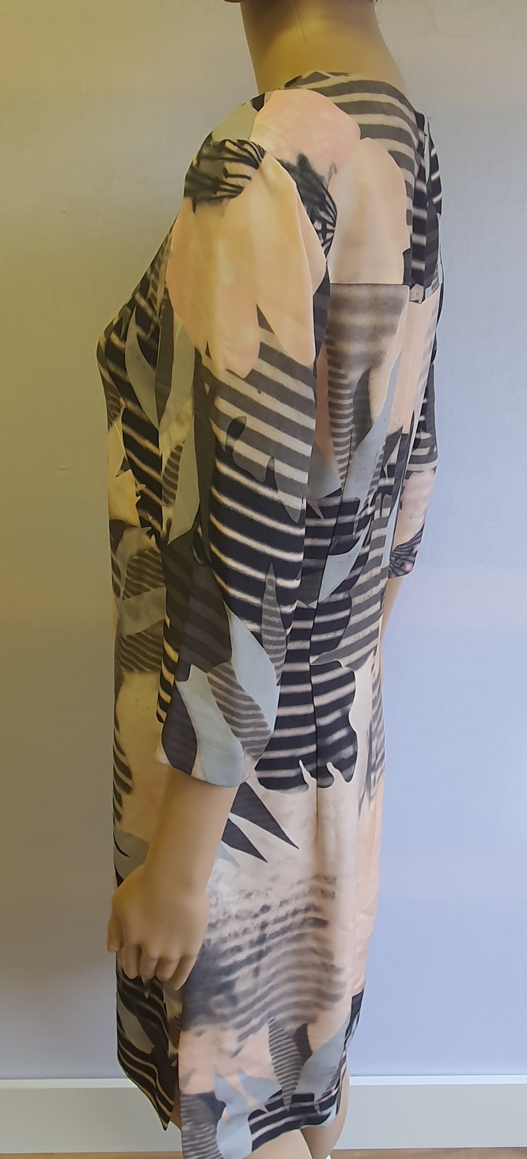 WHISTLES 100% Silk Multicoloured Floral Casual Dress Size UK 10