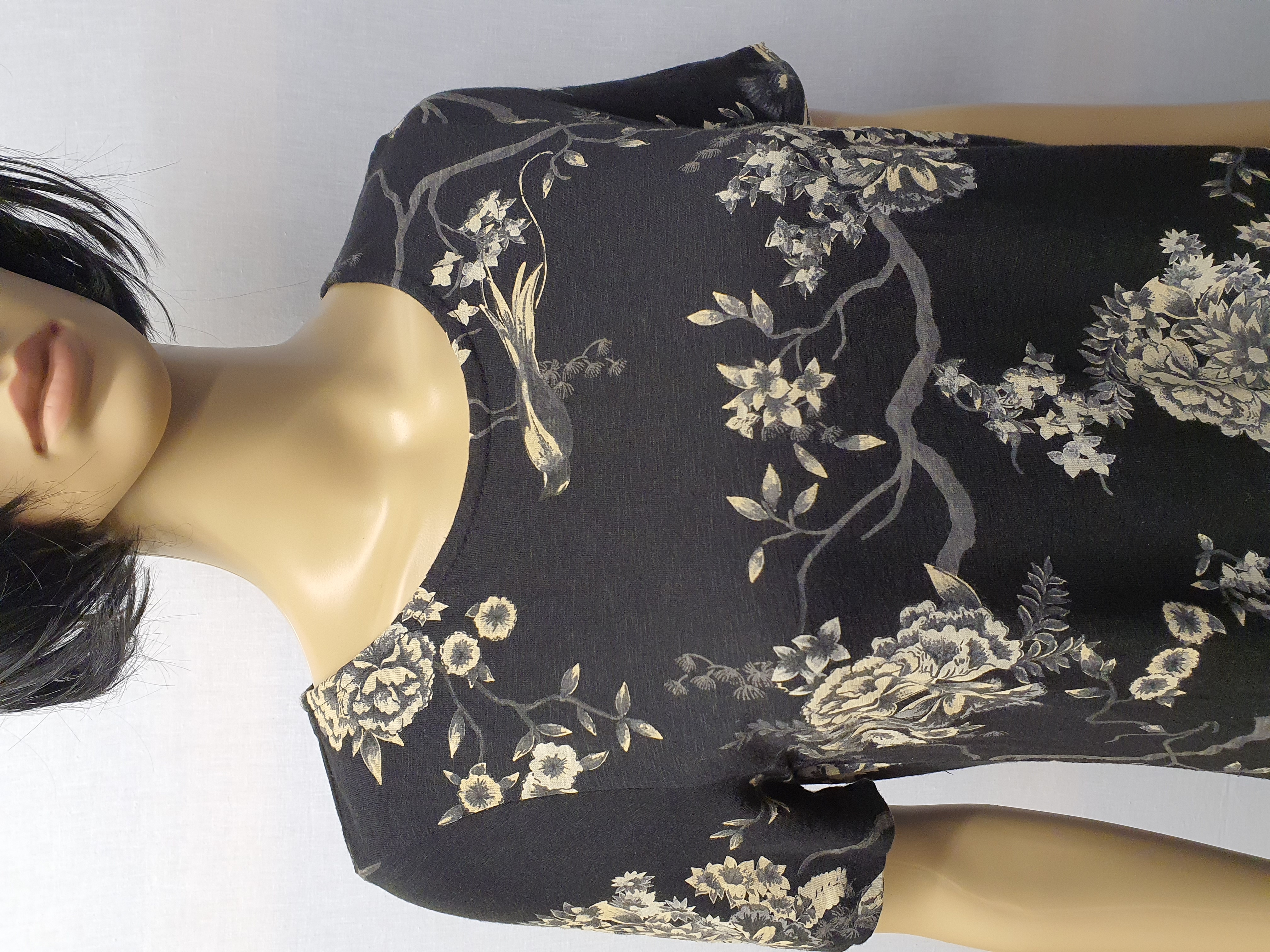 FATFACE Black Flower S/Sleeve Top Size UK10