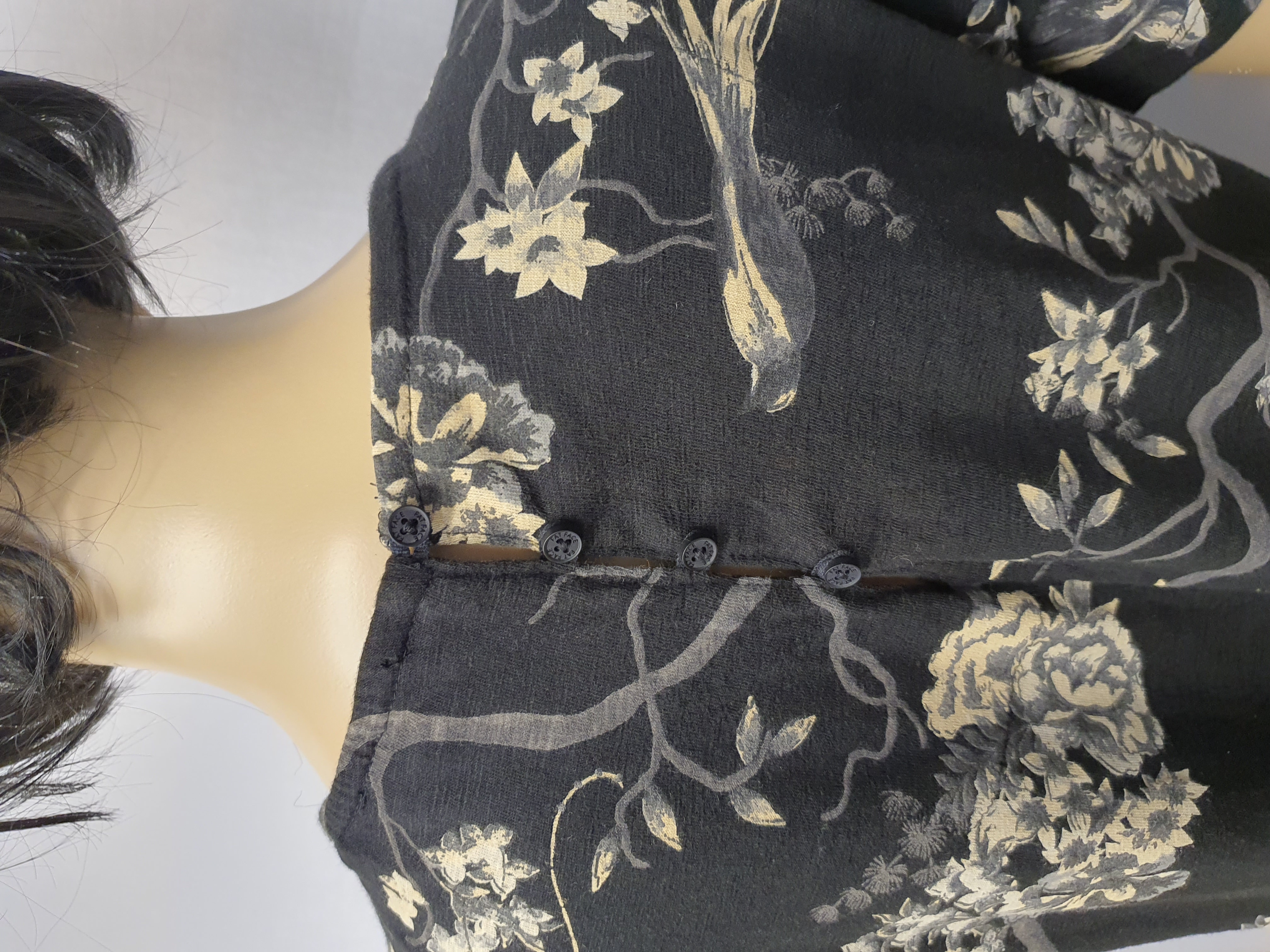 FATFACE Black Flower S/Sleeve Top Size UK10