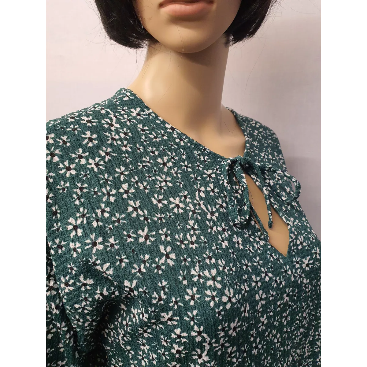 NEXT Green and White Flower L/Sleeve Top Size UK 14 - NEW
