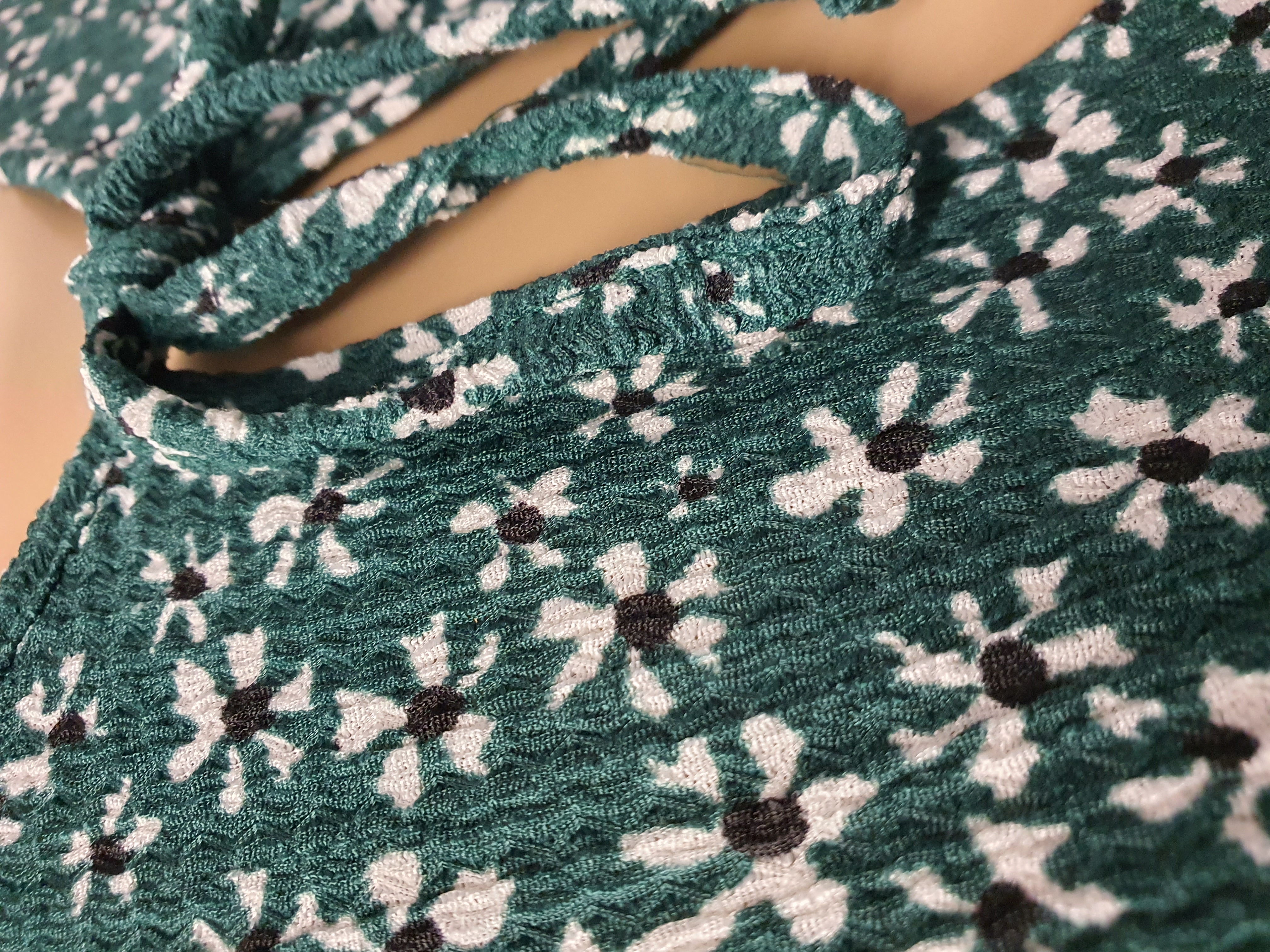 NEXT Green and White Flower L/Sleeve Top Size UK 14 - NEW