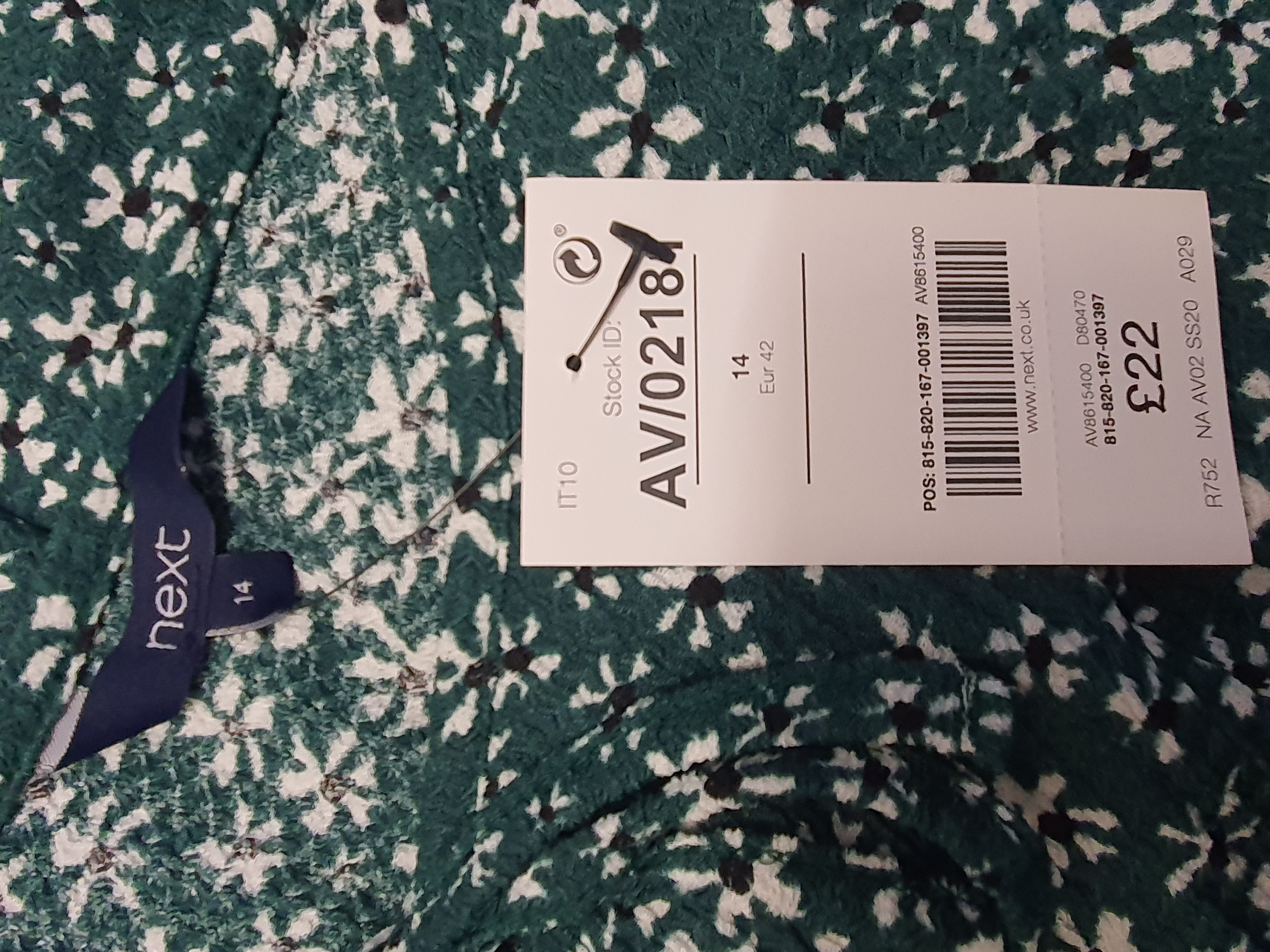 NEXT Green and White Flower L/Sleeve Top Size UK 14 - NEW