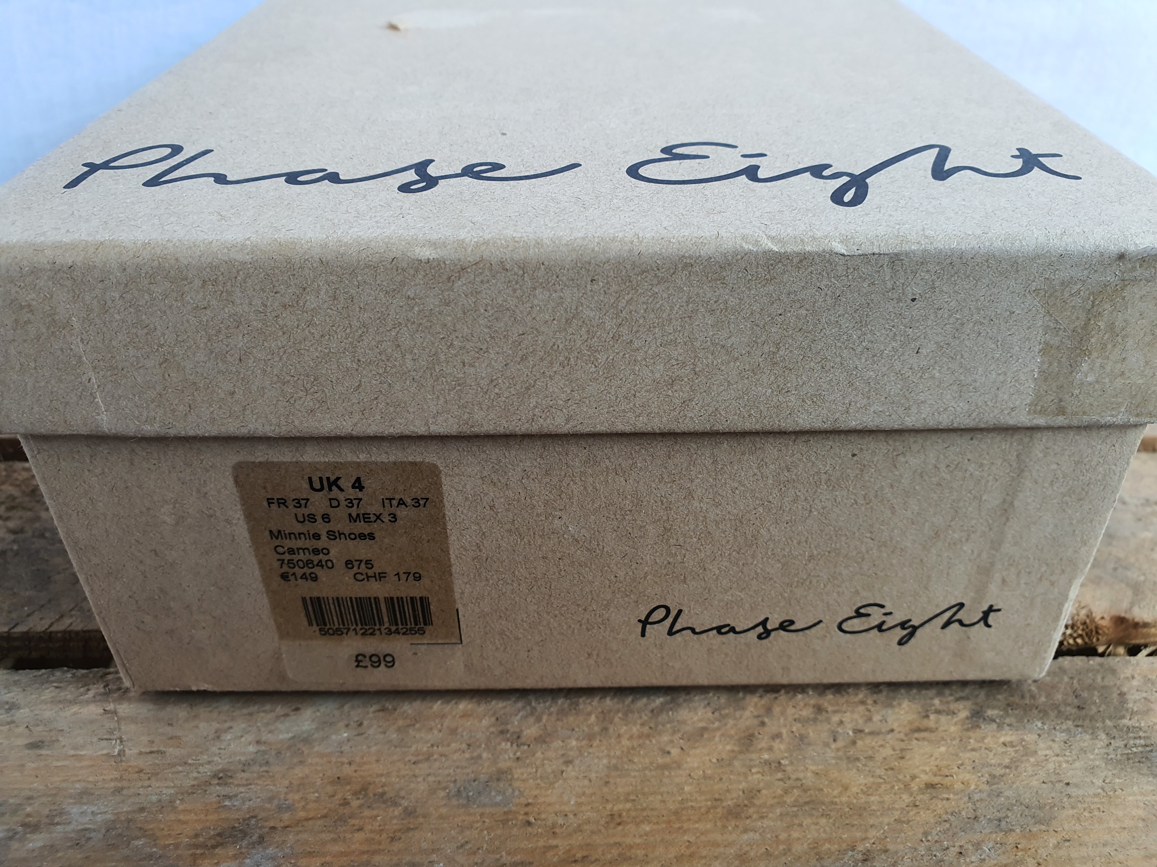 PHASE EIGHT Cream Fabric Knot Design 3" Heels Size UK4