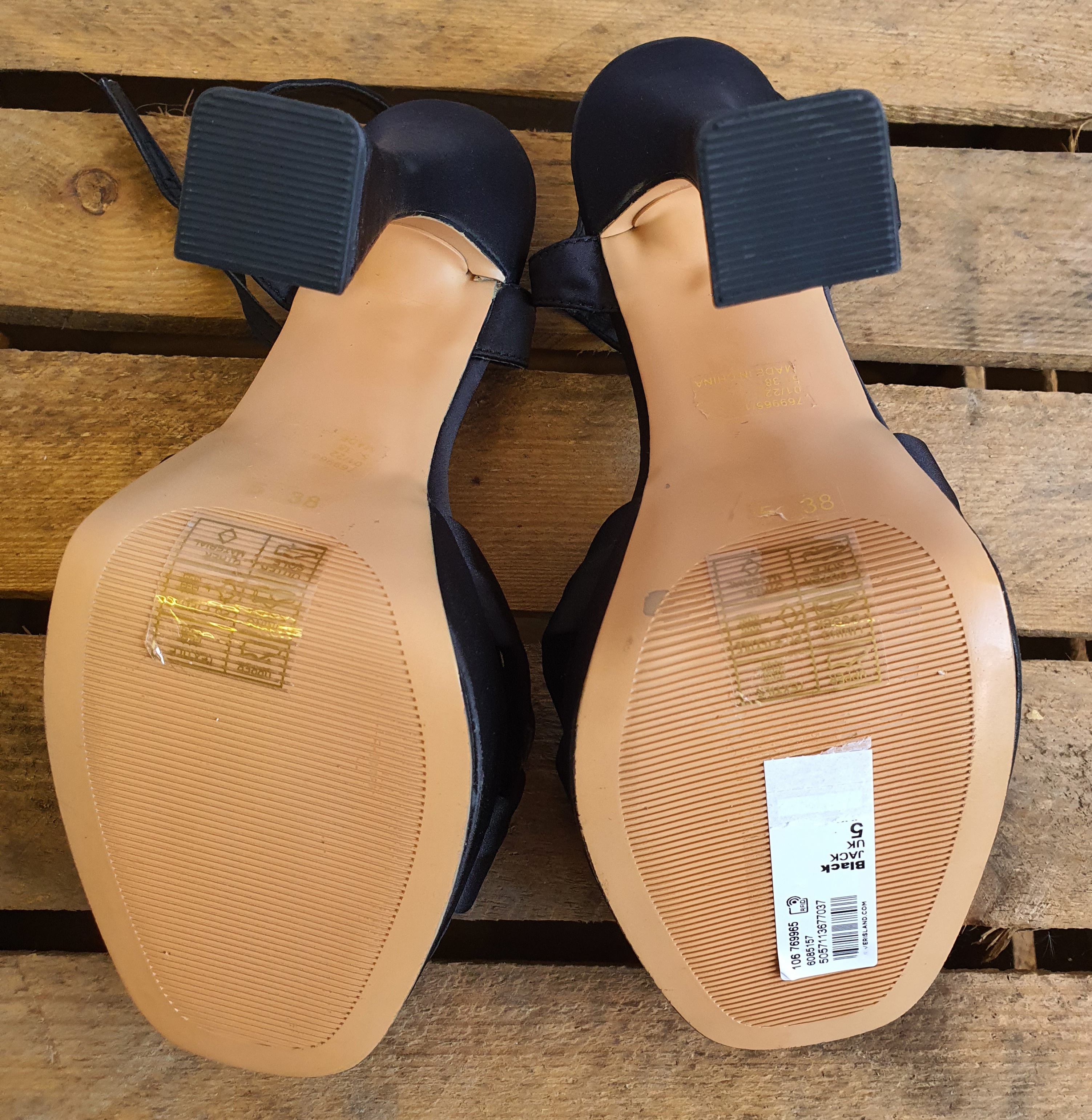 RIVER ISLAND Black Bow 5" Heeled Shoes Size UK5 NEW BOXED