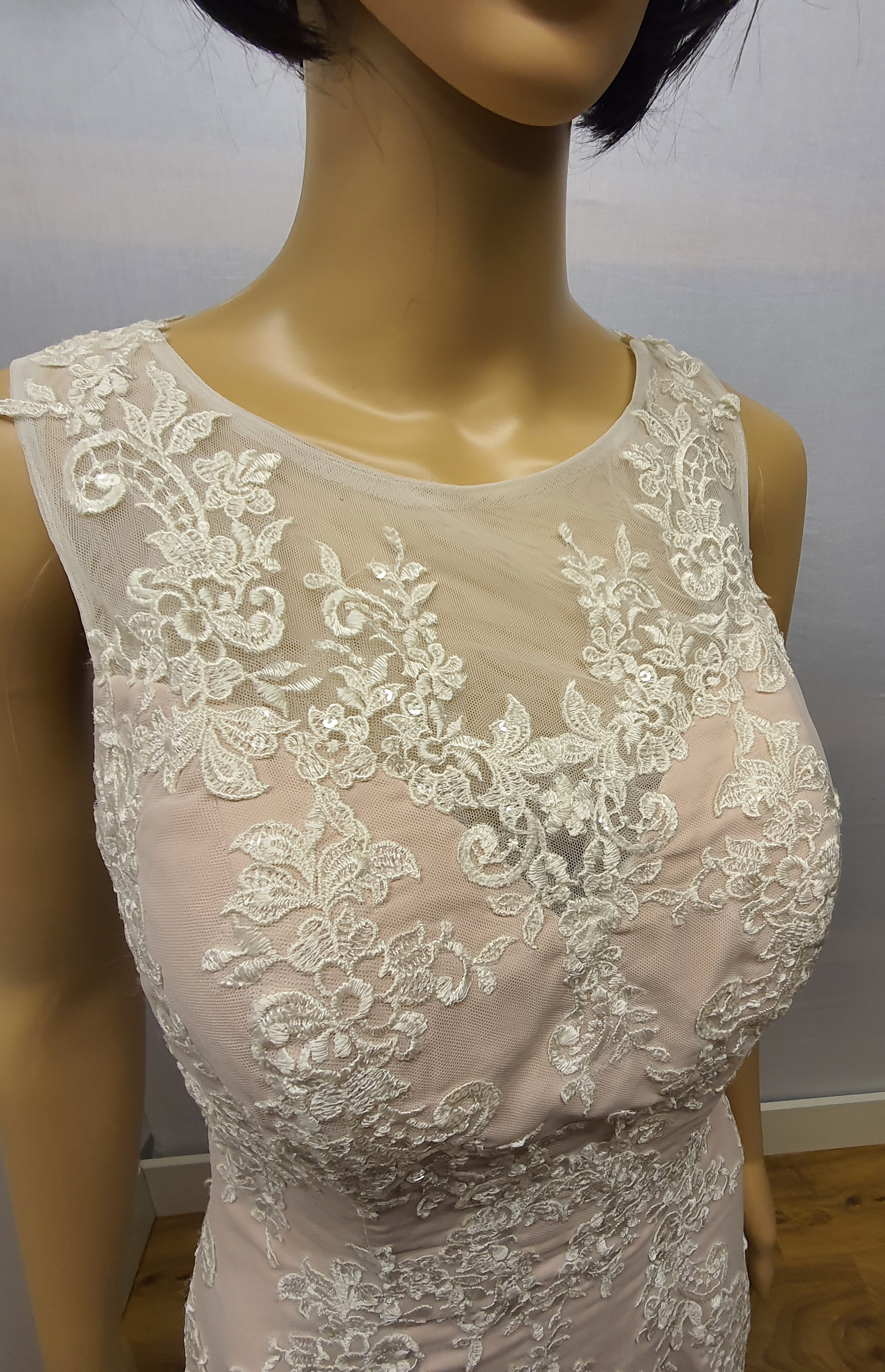 THE COUTURE COLLECTION Lace A-Line Wedding Gown Ivory Nude Size UK 10