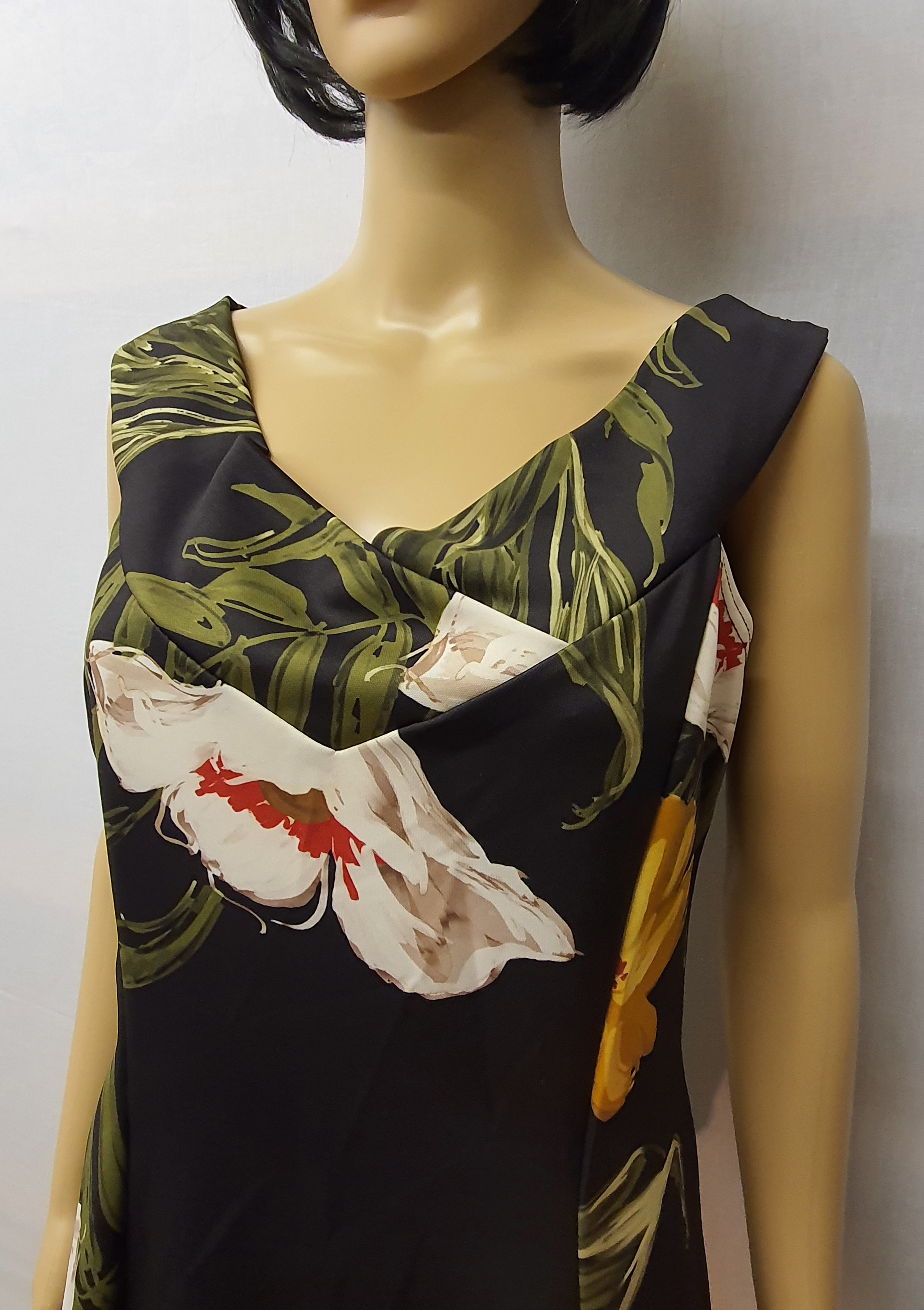 QUIZ Black Sleeveless Flower Dress Size UK16